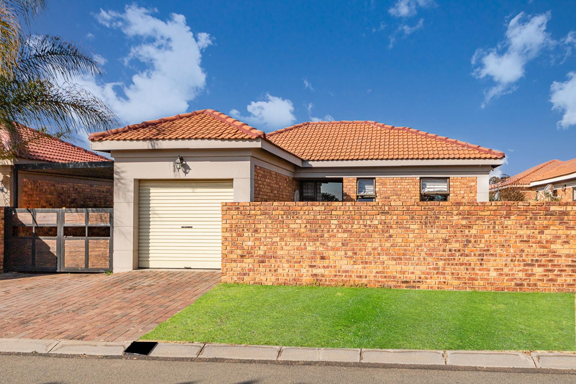 Property and houses for sale in Southdowns Estate, Alberton RE/MAX