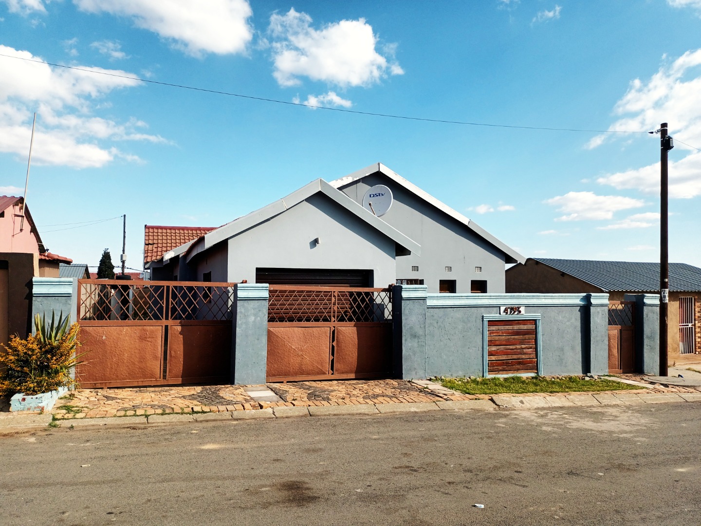 Property for sale in Kagiso RE/MAX™ of Southern Africa