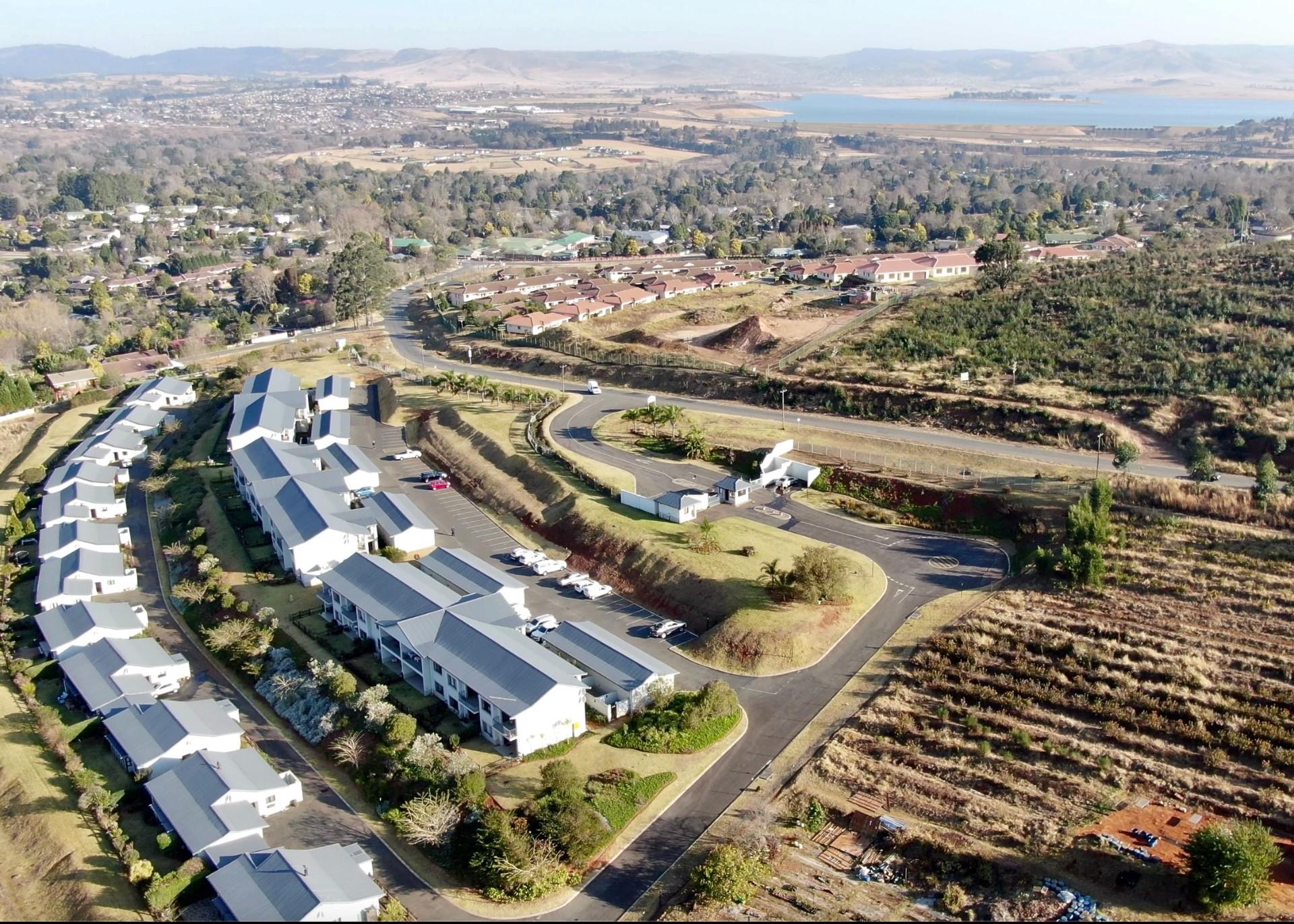 2 Bedroom Townhouse For Sale in Howick North RE/MAX™ of Southern Africa