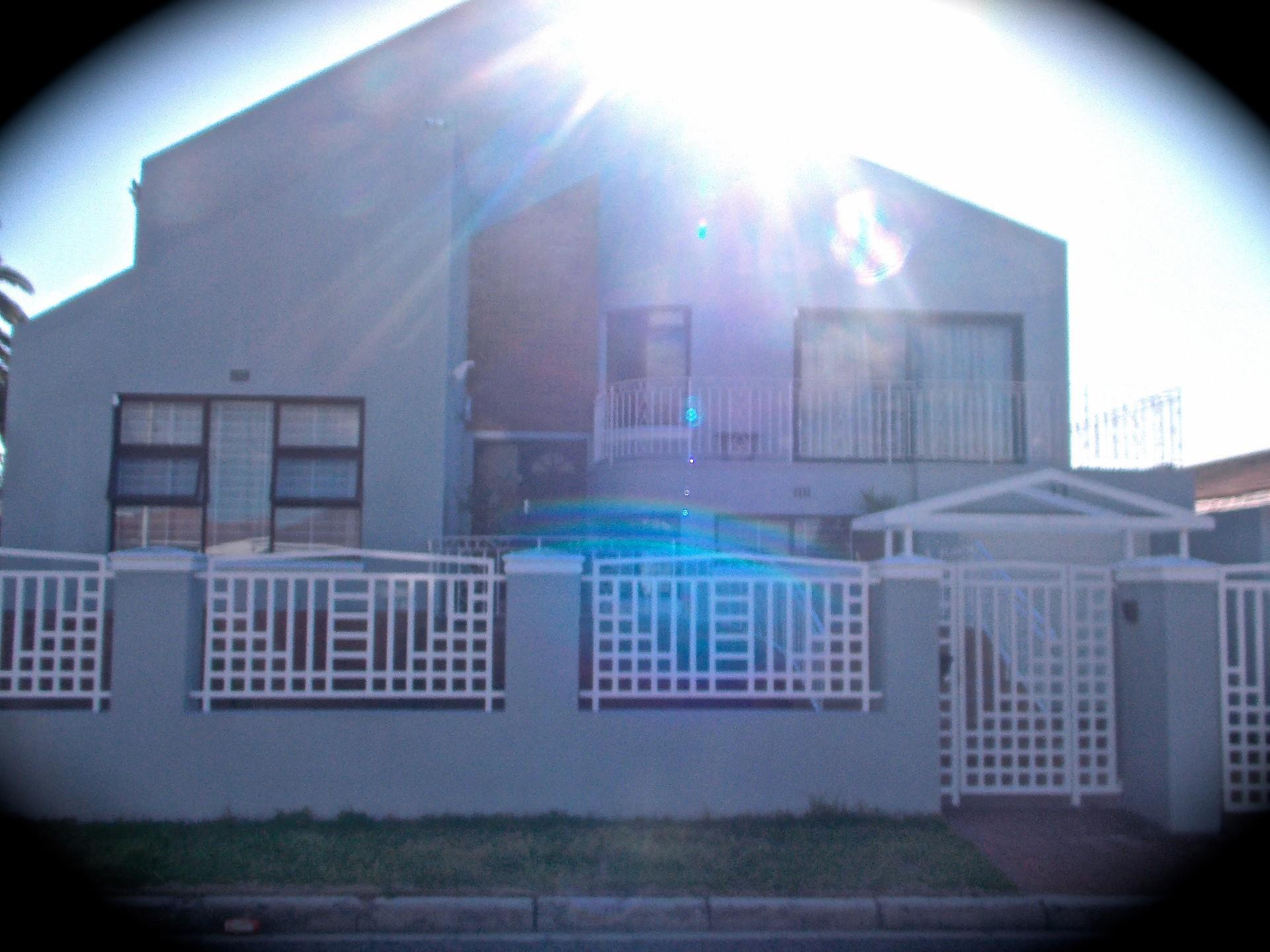 5 Bedroom House For Sale in Rylands RE/MAX™ of Southern Africa