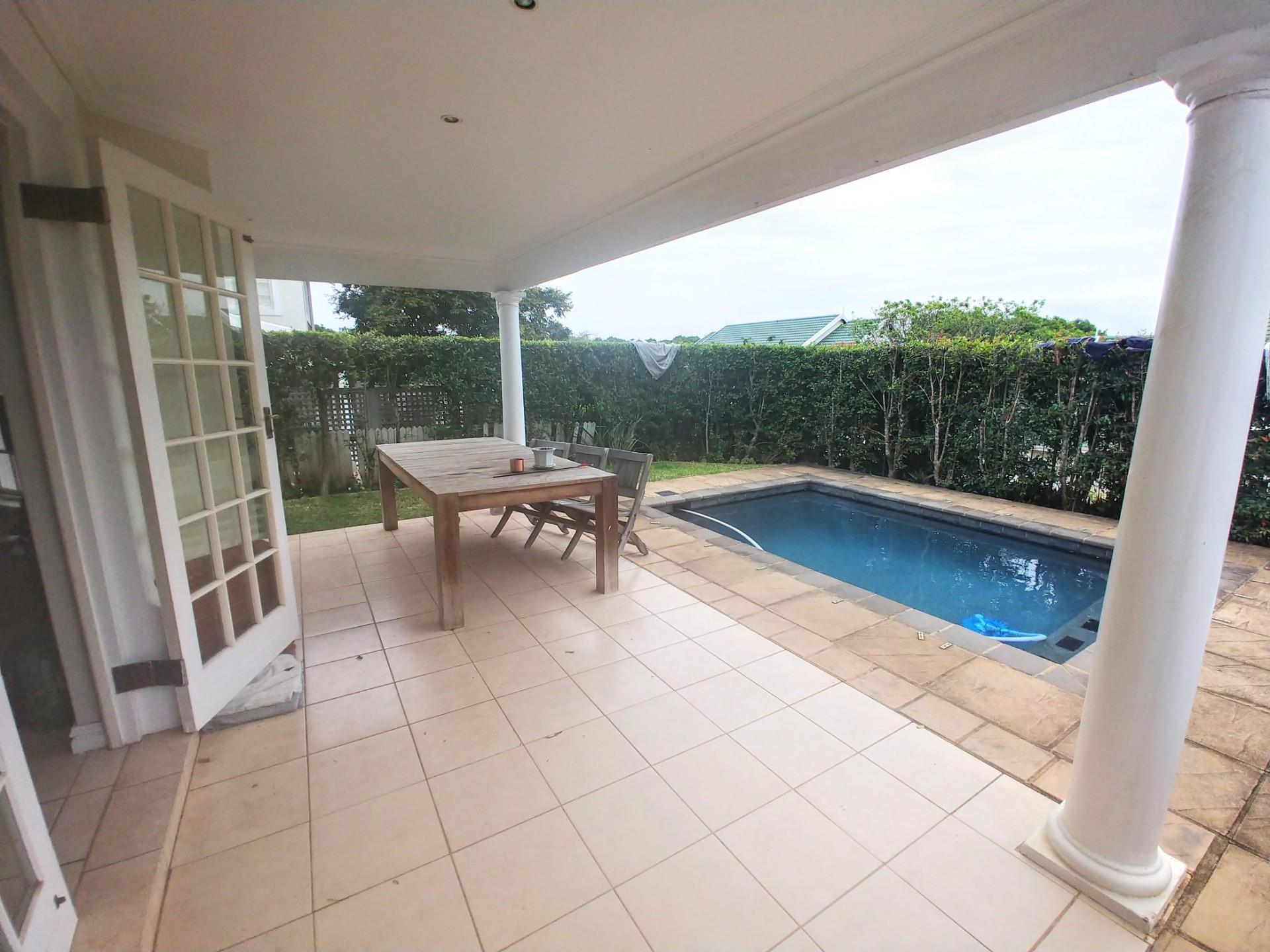 3 Bedroom House For Sale in Mount Country Club Estate RE