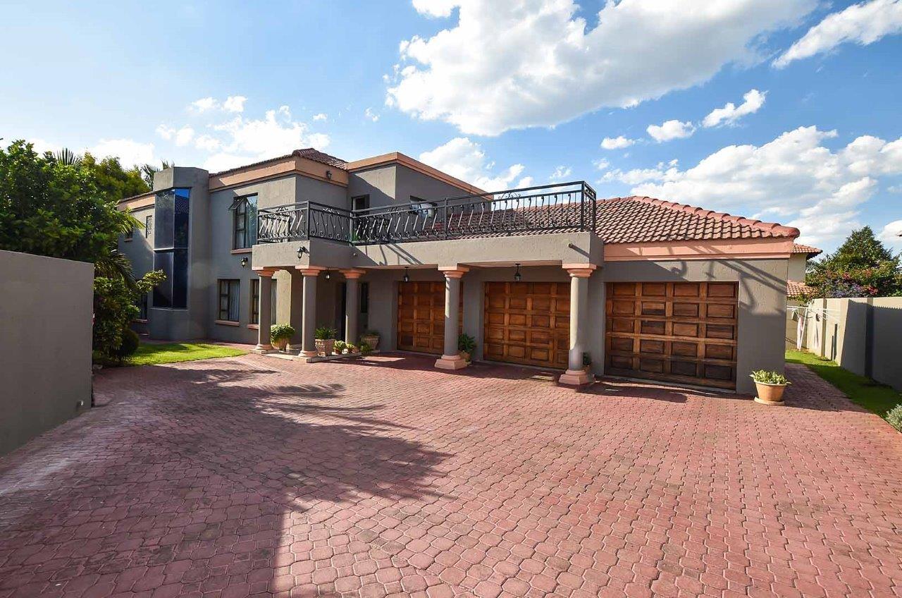 Property and houses for sale in Pinehaven, Krugersdorp RE/MAX