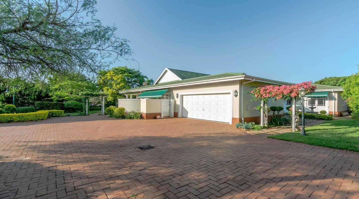 Property for sale in Mount Country Club Estate RE/MAX™ of