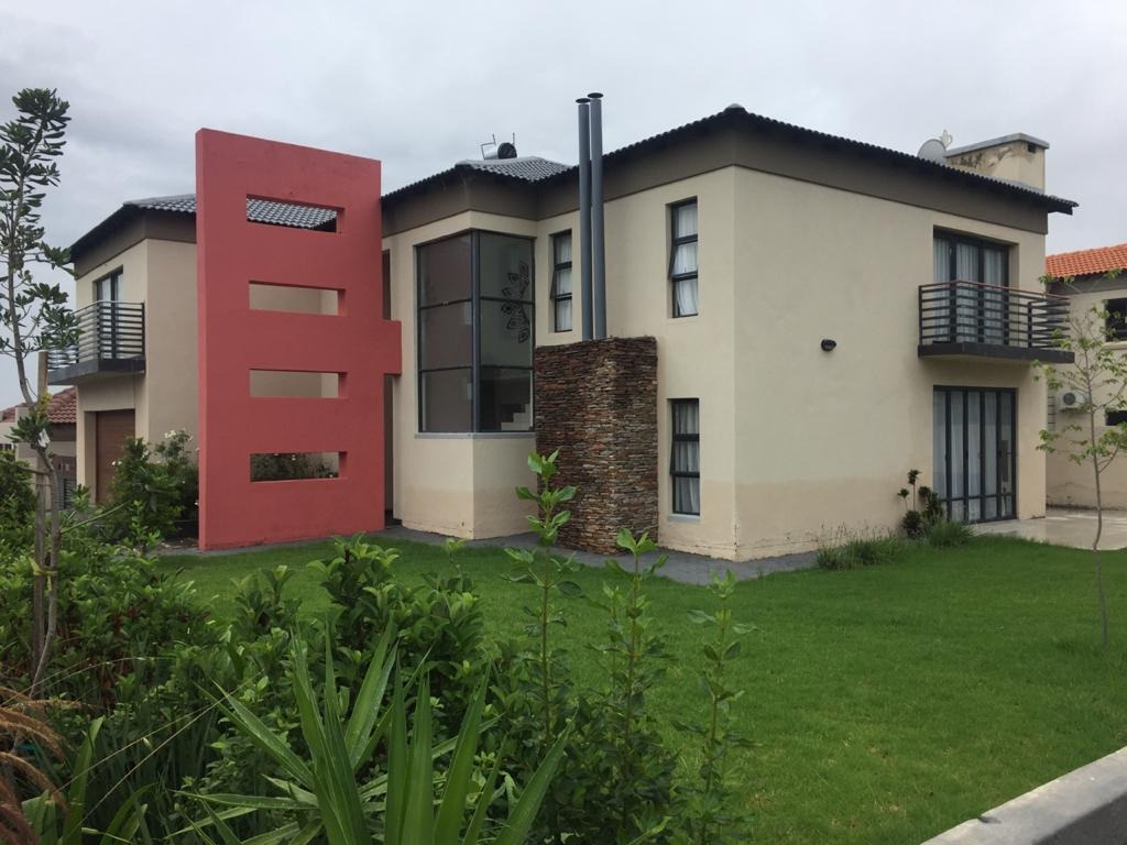 3 Bedroom House For Sale in Polokwane Central RE/MAX™ of Southern Africa