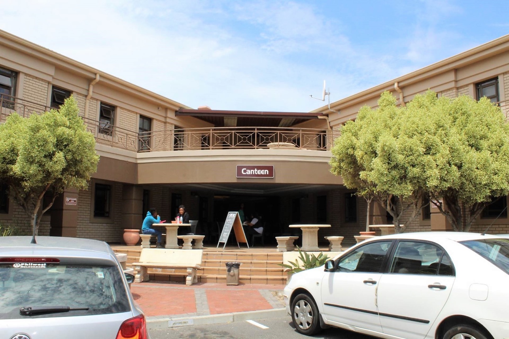 Commercial Property in Milnerton Central To Rent RE/MAX™ of Southern