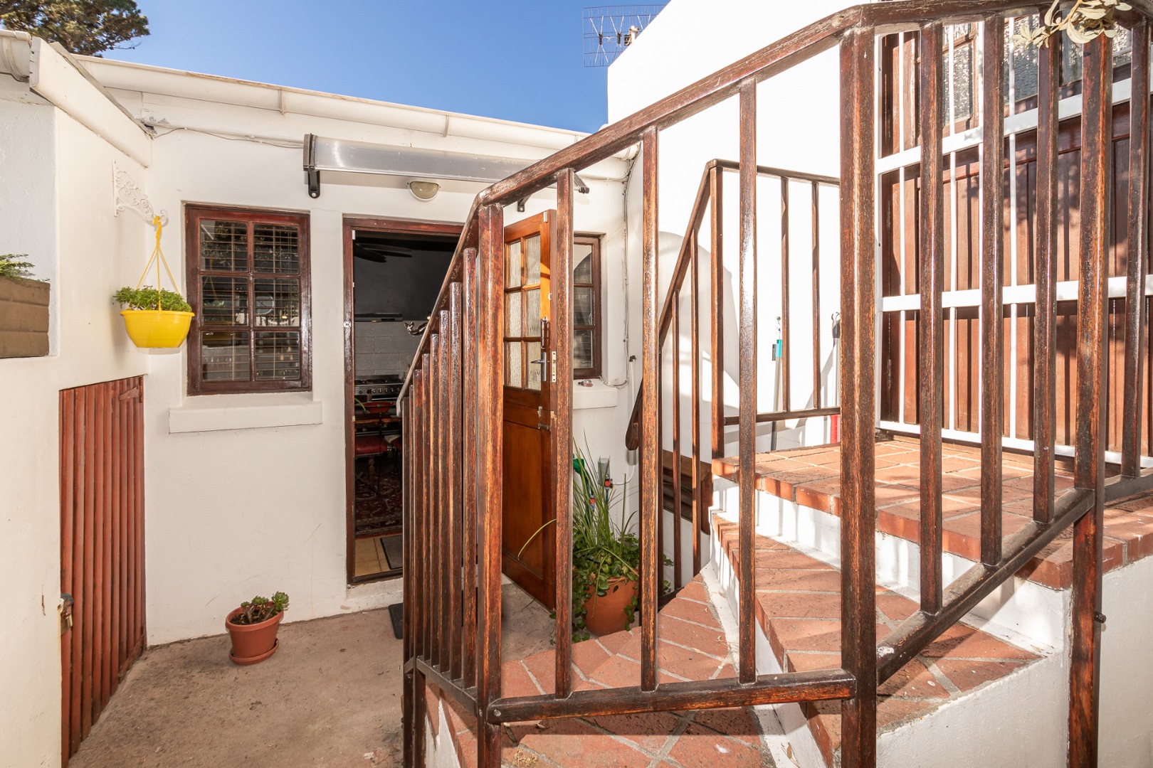 2 Bedroom House For Sale in Simons Town Rural RE/MAX™ of Southern Africa