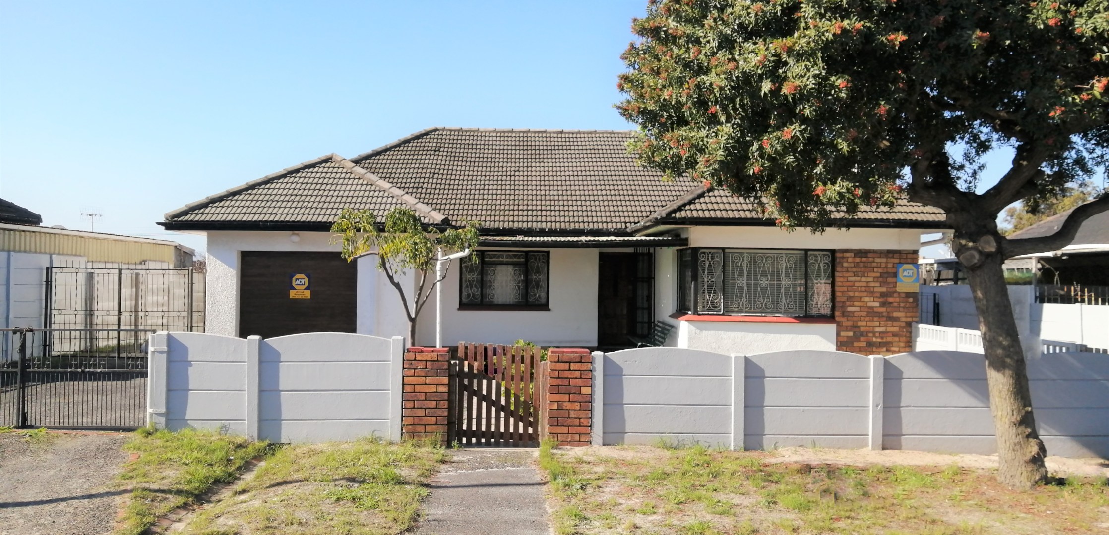 3 Bedroom House For Sale in Hazendal RE/MAX™ of Southern Africa