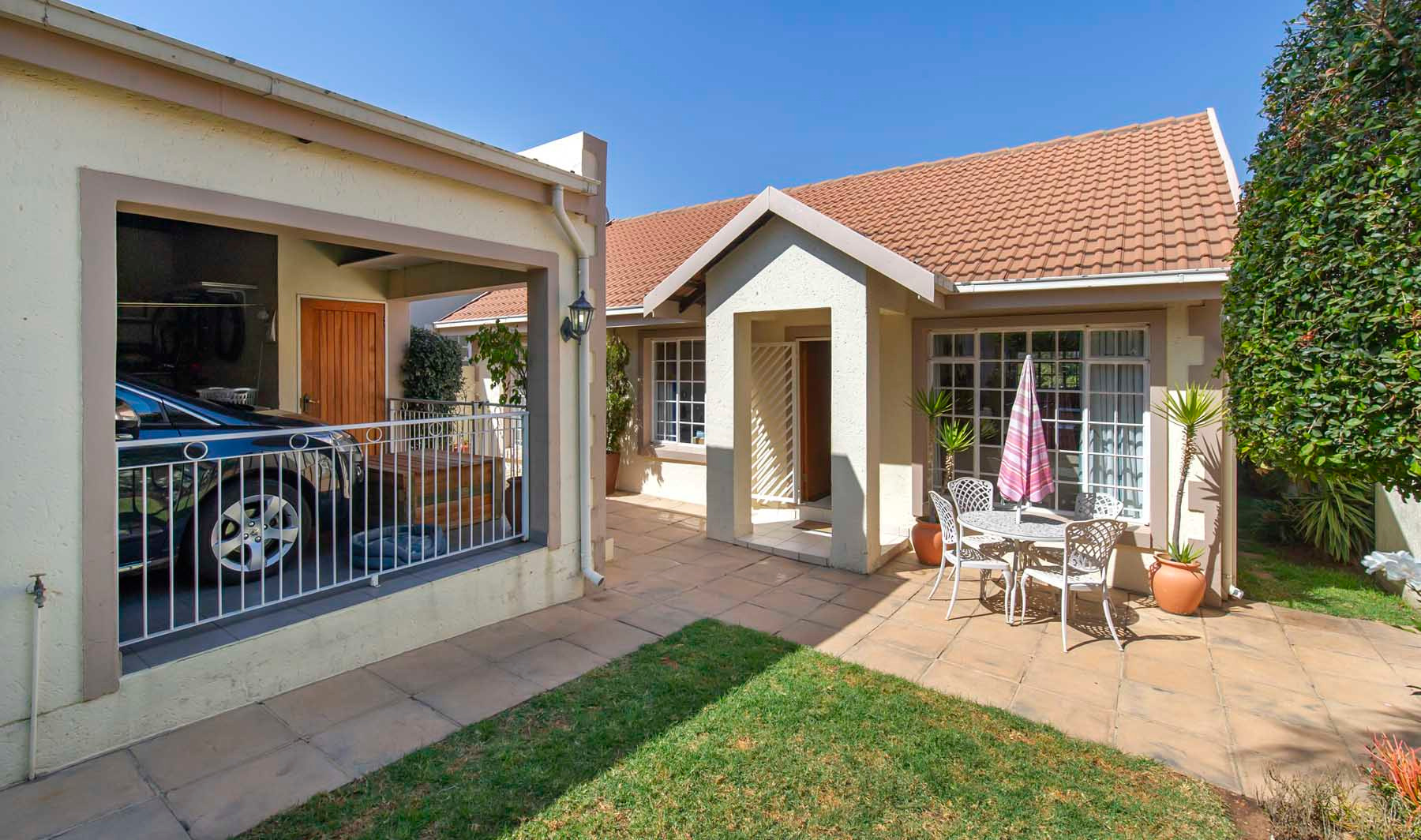 3 Bedroom House For Sale in Marais Steyn Park RE/MAX™ of Southern Africa