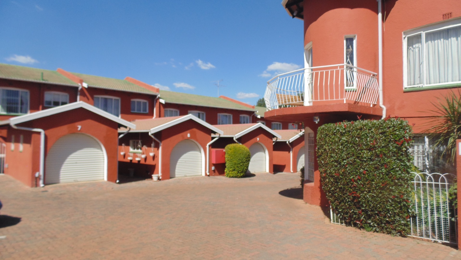 Property to rent in Fairland RE/MAX™ of Southern Africa