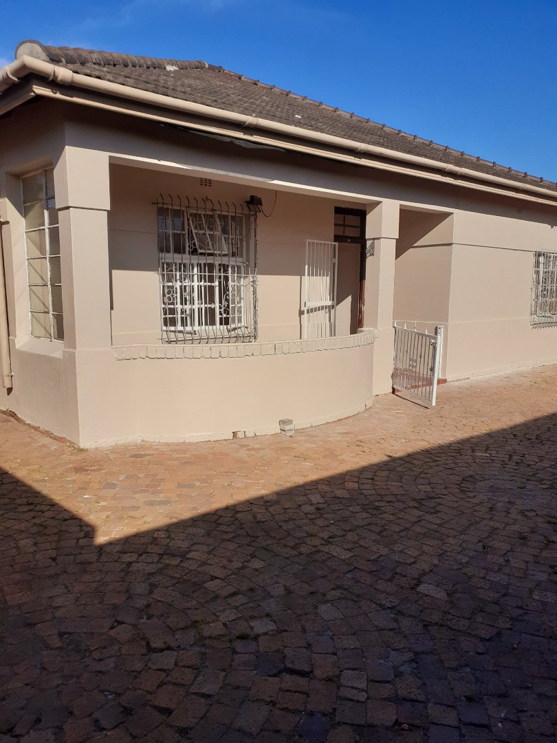 Property for sale in Lansdowne RE/MAX™ of Southern Africa
