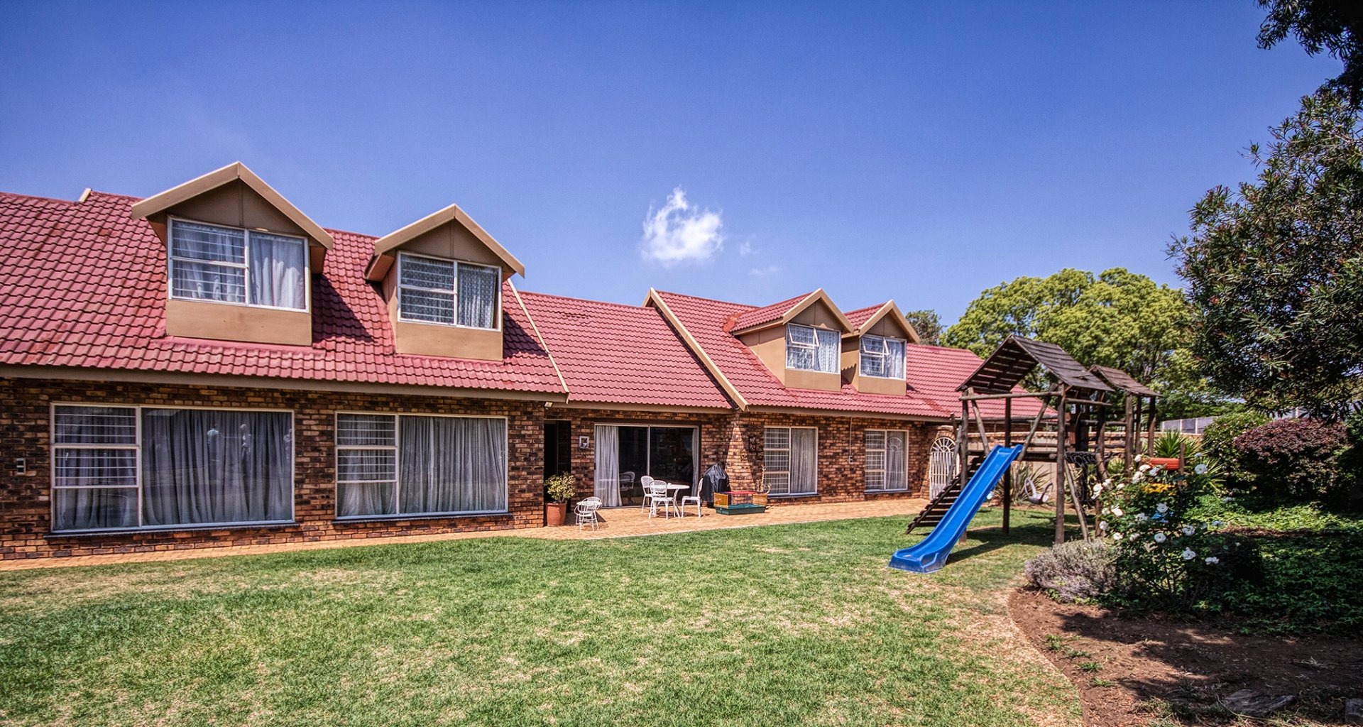 6 Bedroom House For Sale in Brackenhurst RE/MAX™ of Southern Africa