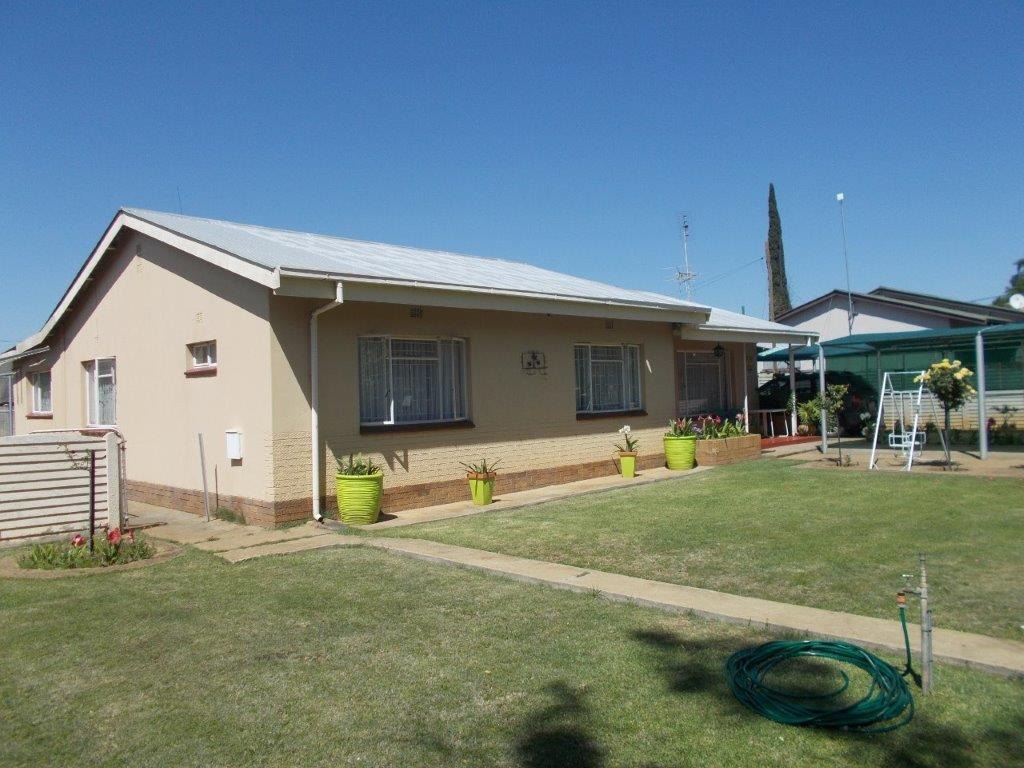 4 Bedroom House For Sale In Potchefstroom Central Re Max Of Southern Africa