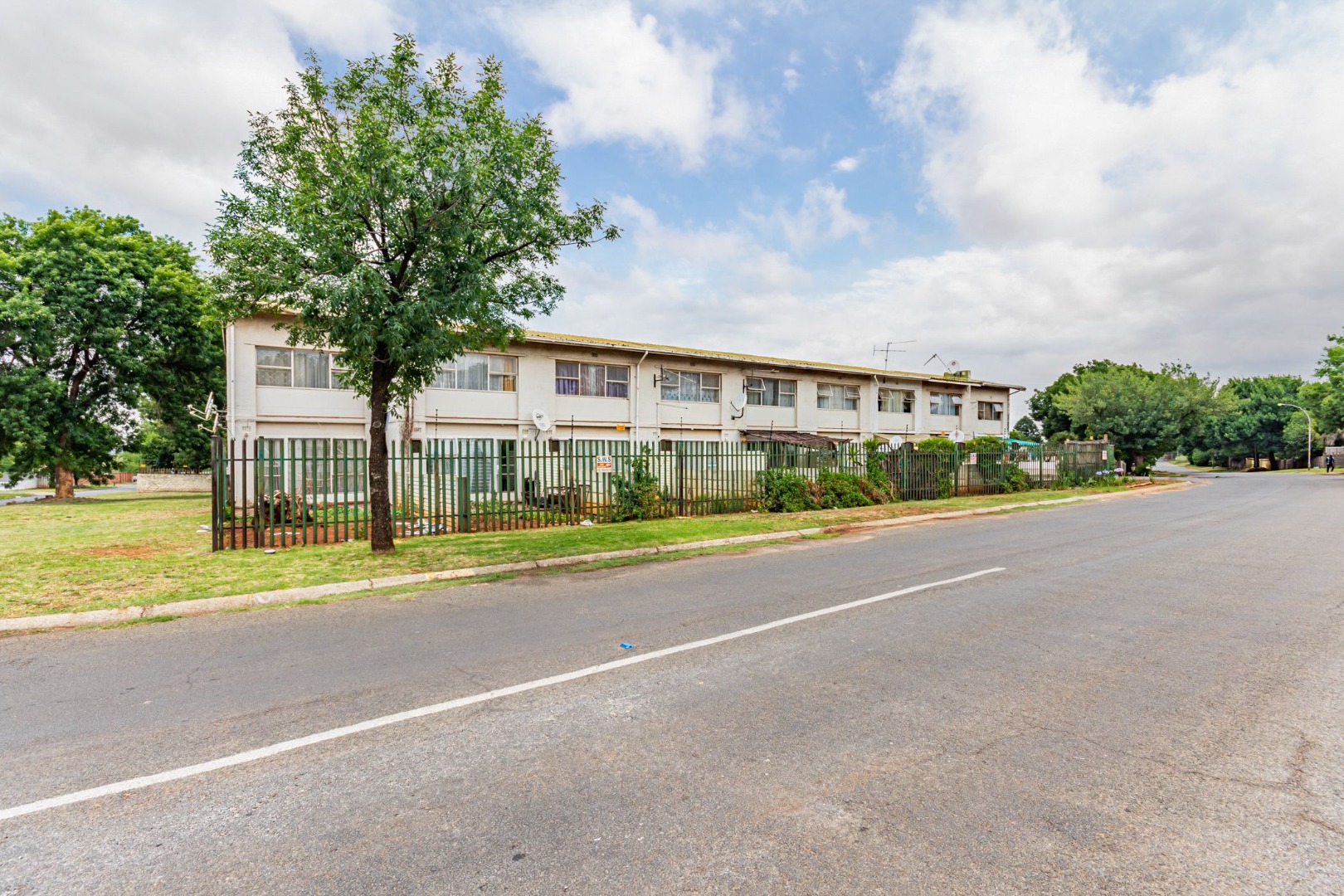 Property and houses for sale in Lambton Gardens, Germiston RE/MAX
