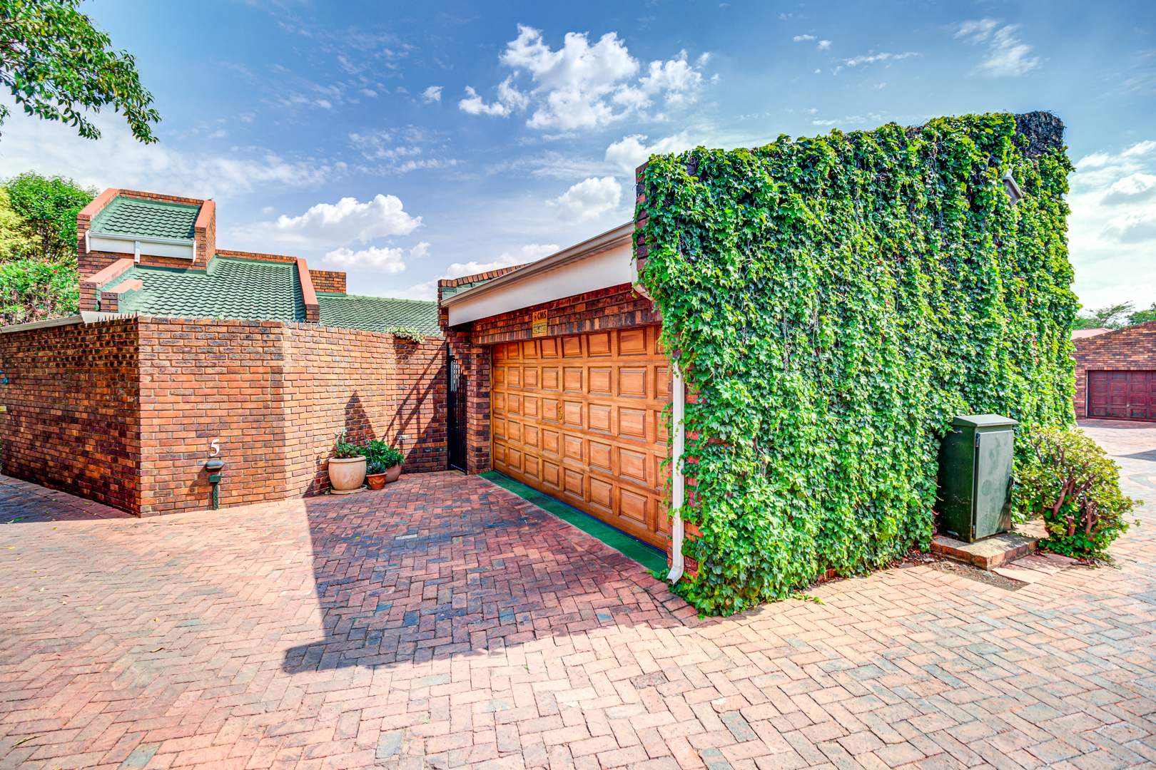 Property and houses for sale in Farrarmere, Benoni RE/MAX