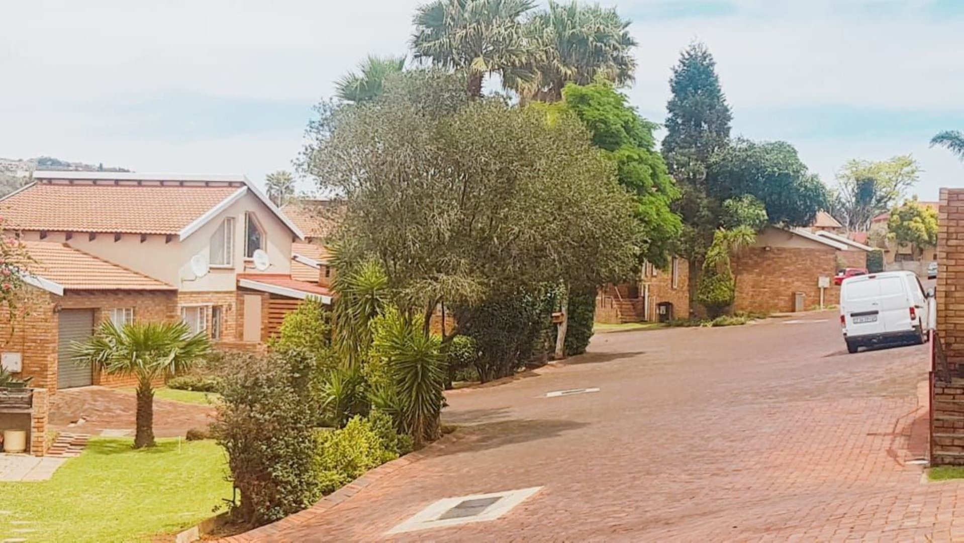 Property and houses for sale in Rangeview, Krugersdorp RE/MAX