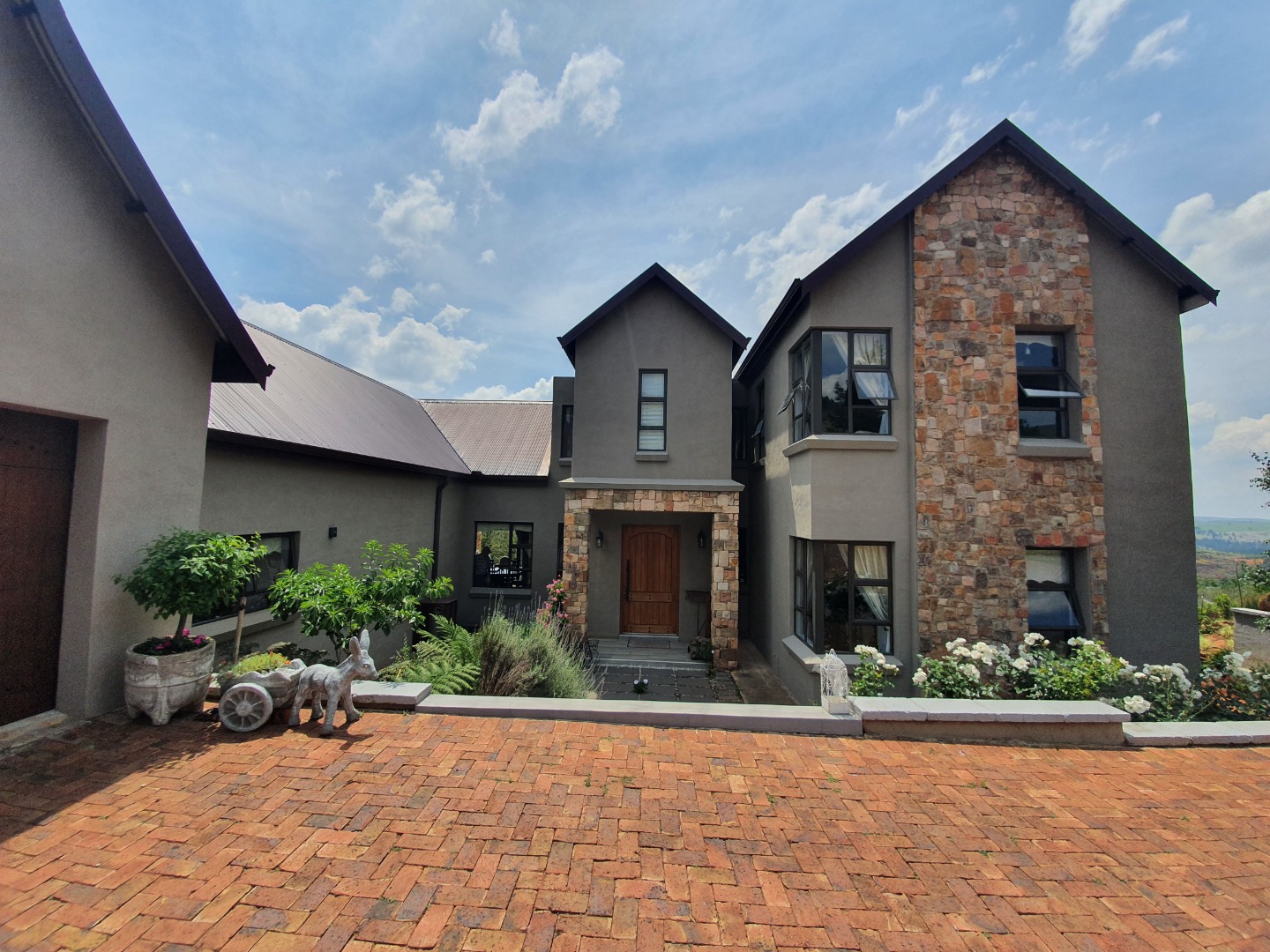 Property for sale in Dullstroom RE/MAX™ of Southern Africa