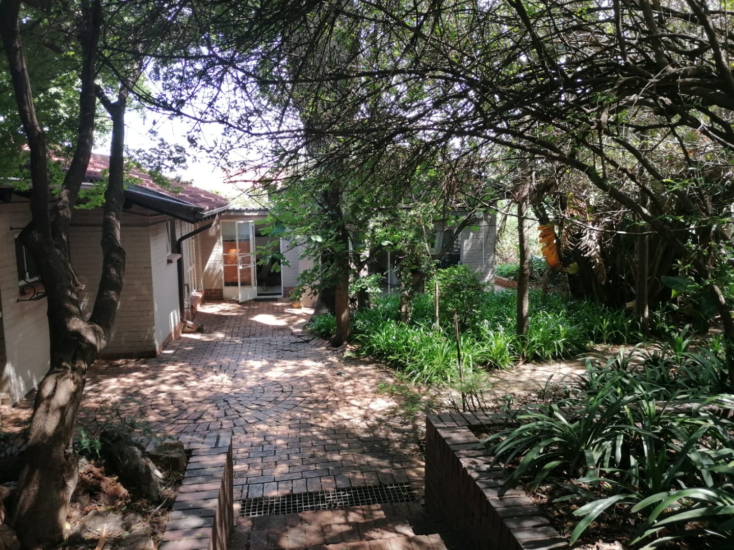 Apartments and houses to rent in Bryanston, Sandton RE/MAX