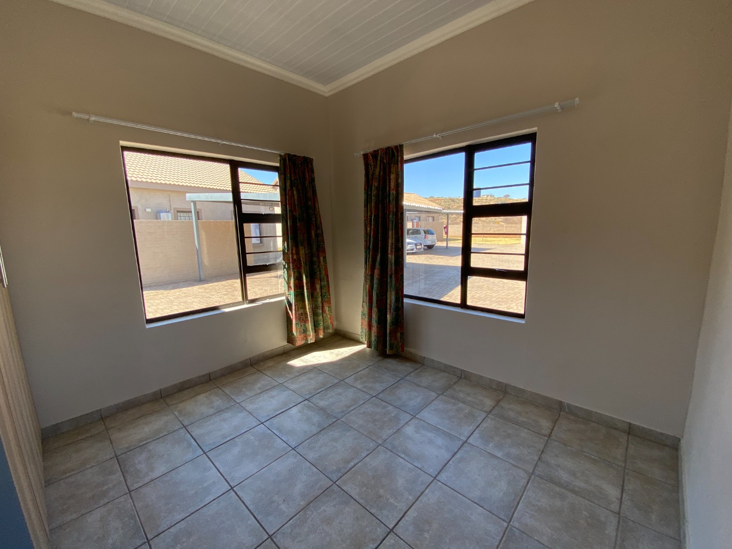 2 Bedroom Townhouse For Sale in Danielskuil RE/MAX™ of Southern Africa