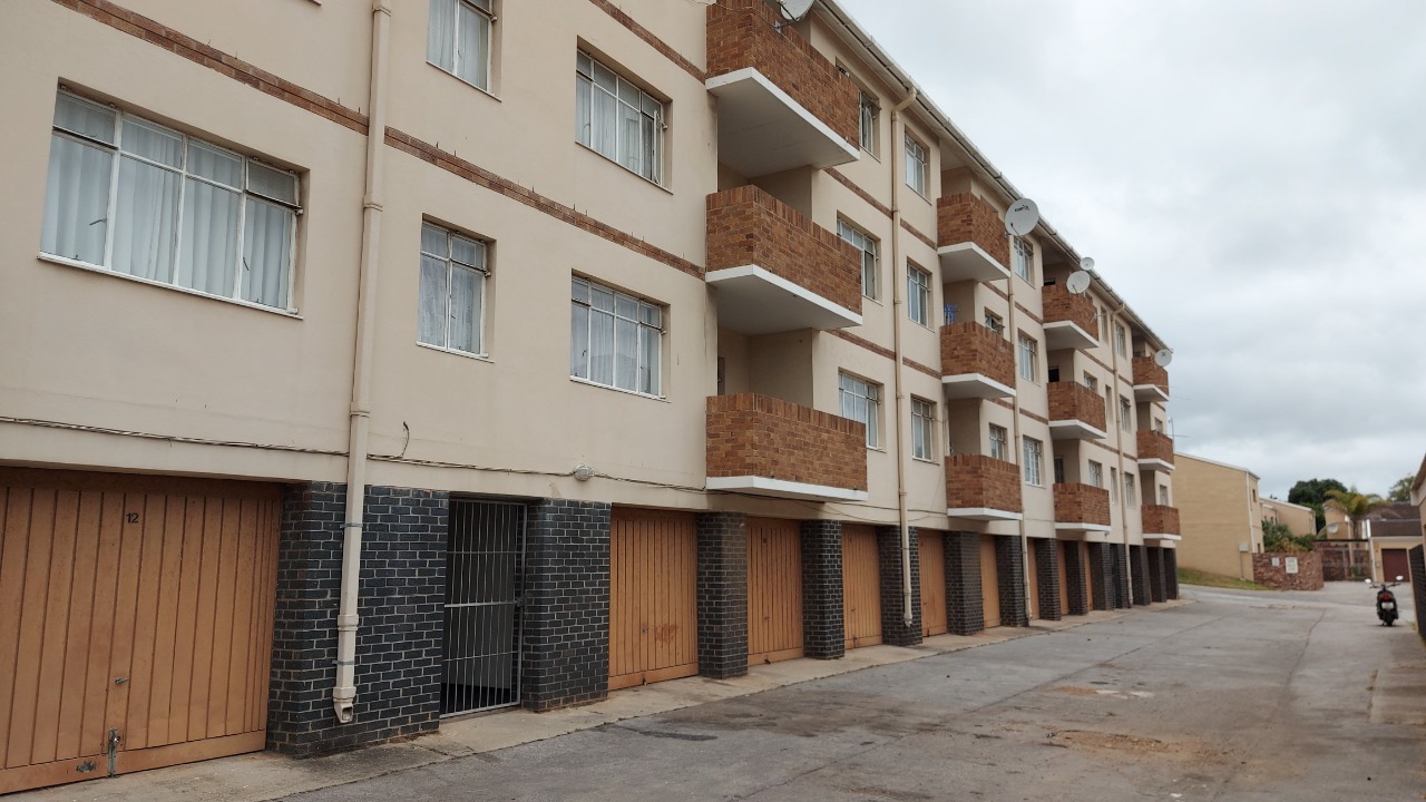 3 Bedroom Apartment / Flat For Sale in Cotswold RE/MAX™ of Southern