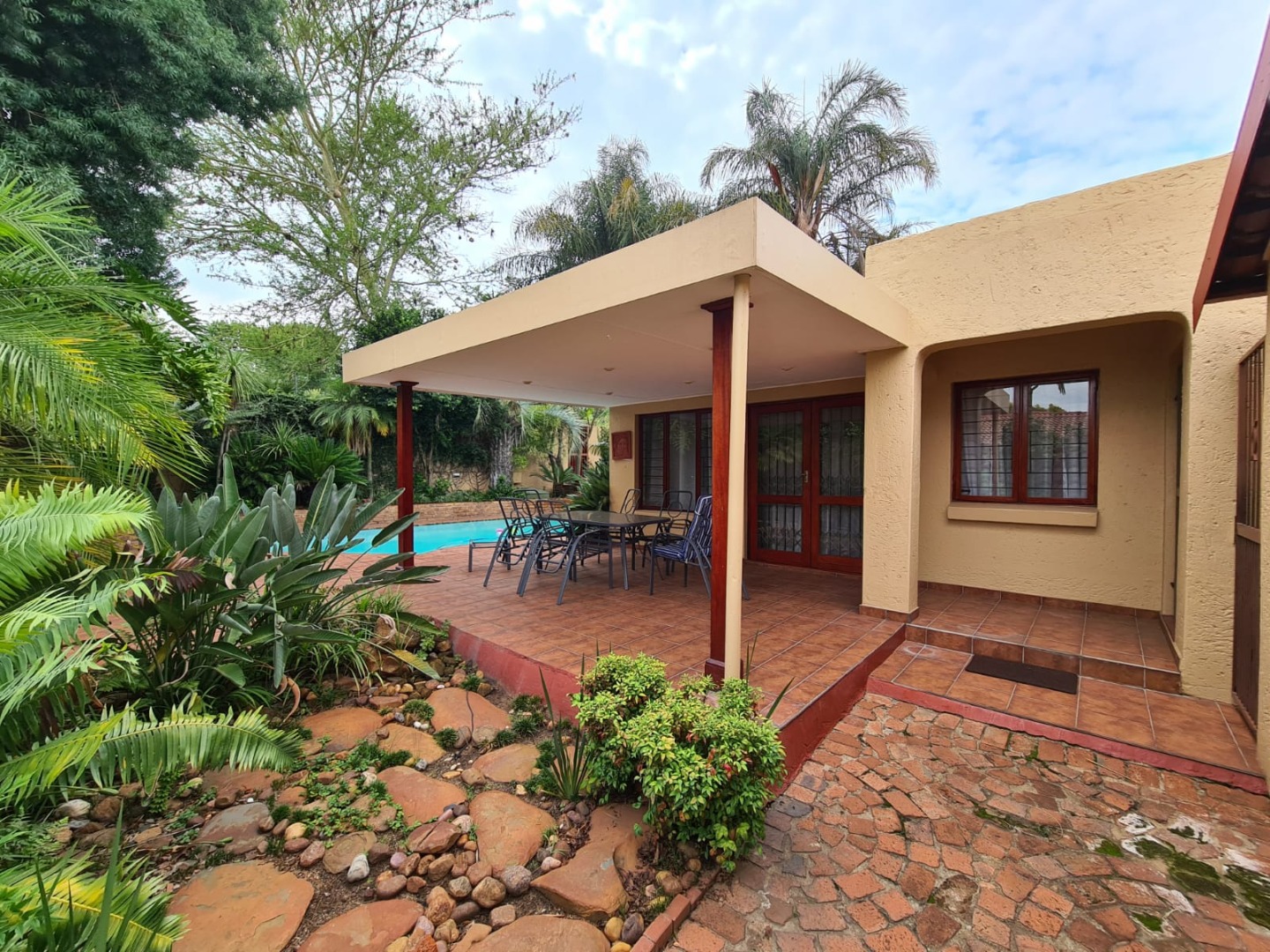 Apartments and houses to rent in Fourways, Sandton RE/MAX