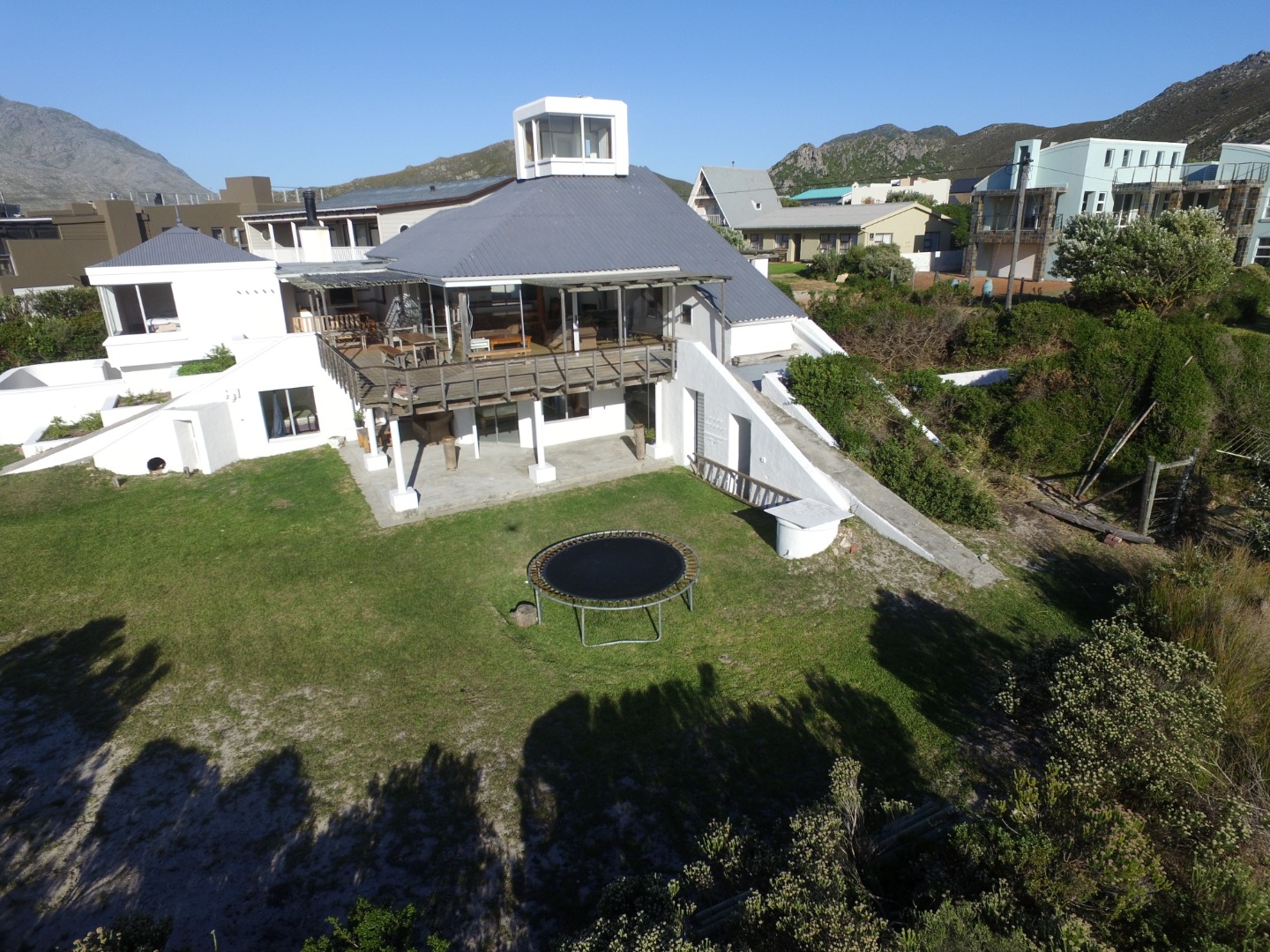 5 Bedroom House For Sale in Pringle Bay RE/MAX™ of Southern Africa