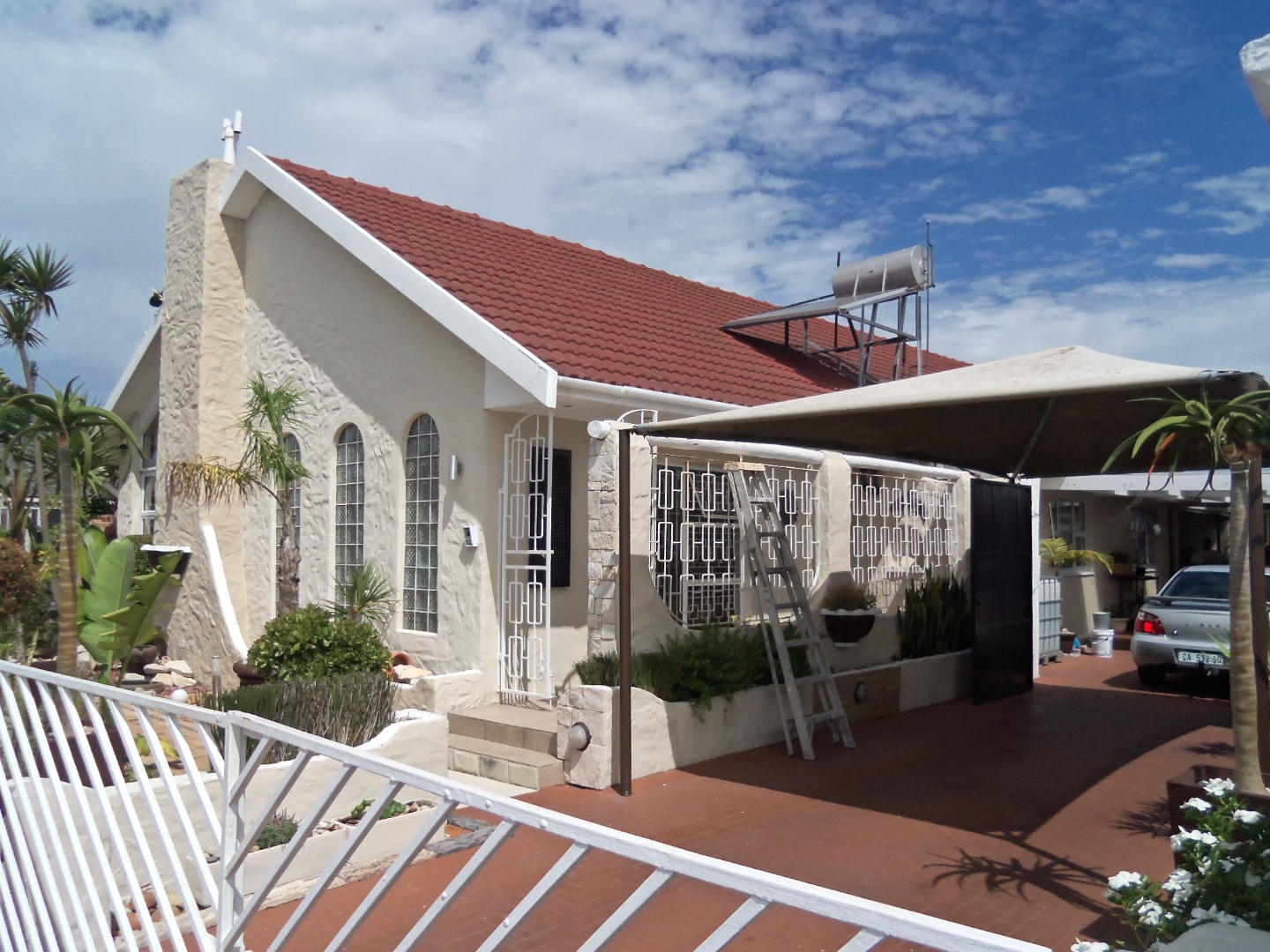4 Bedroom House For Sale in Lotus River RE/MAX™ of Southern Africa