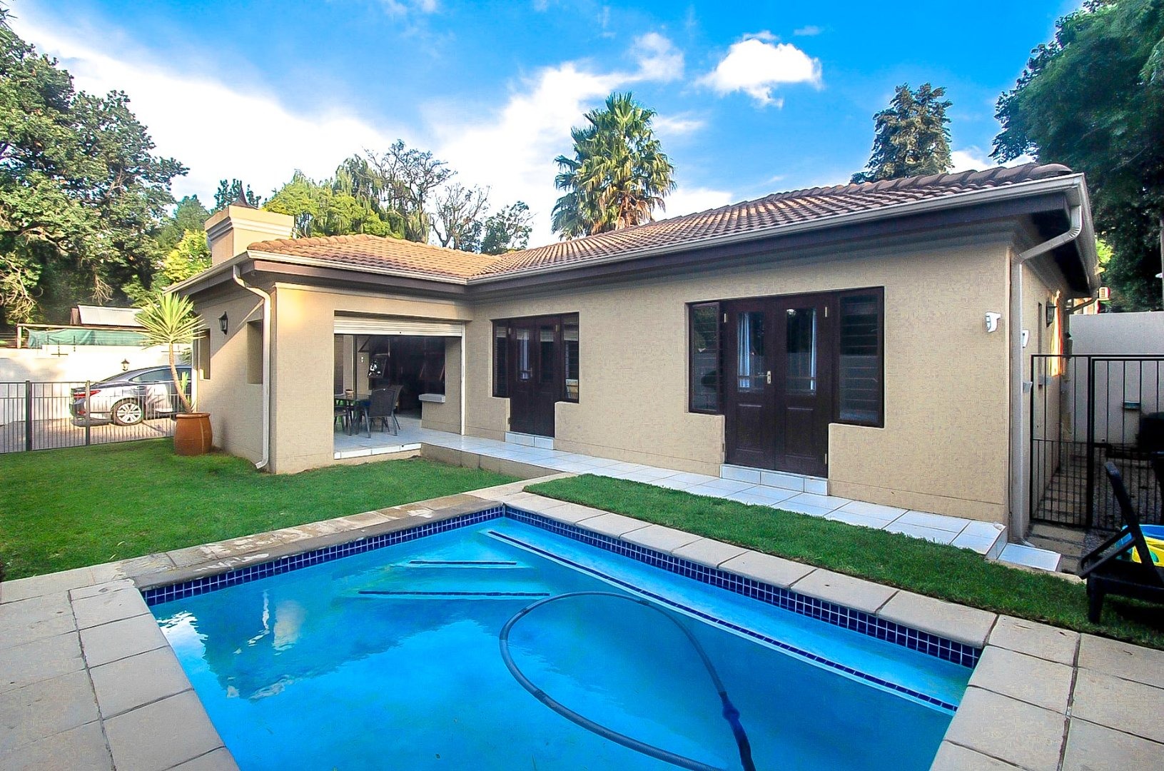 3 Bedroom House For Sale in Northcliff RE/MAX™ of Southern Africa