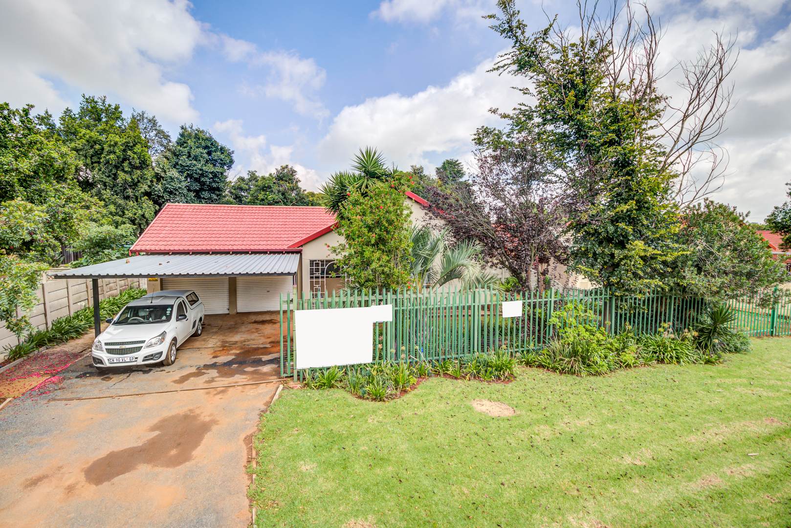 3 Bedroom House For Sale in Edleen RE/MAX™ of Southern Africa