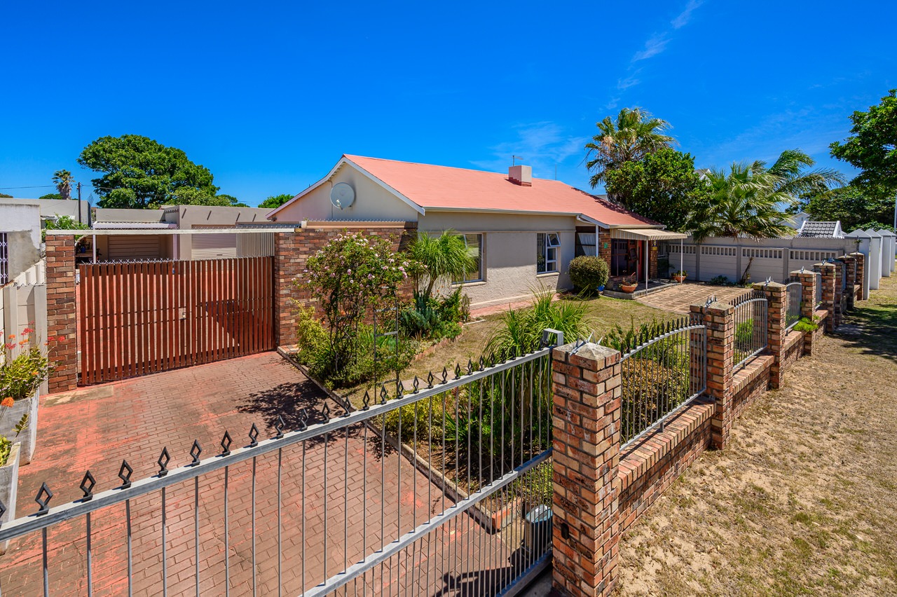 Property for sale in Perridgevale RE/MAX™ of Southern Africa