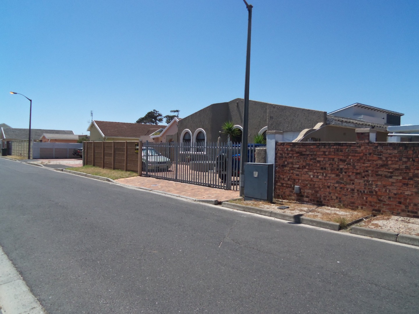 3 Bedroom House For Sale in Fairways RE/MAX™ of Southern Africa