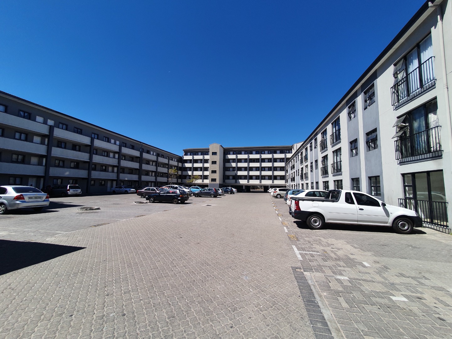 Property and houses for sale in Maitland, Cape Town RE/MAX