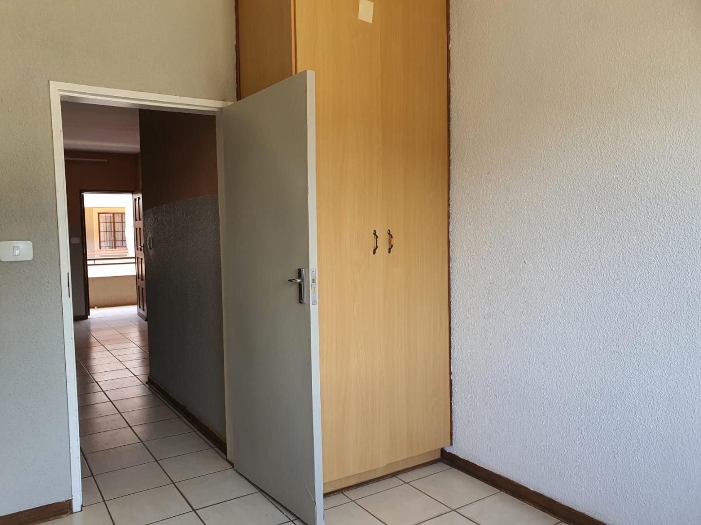 2 bedroom flat to rent in plaistow