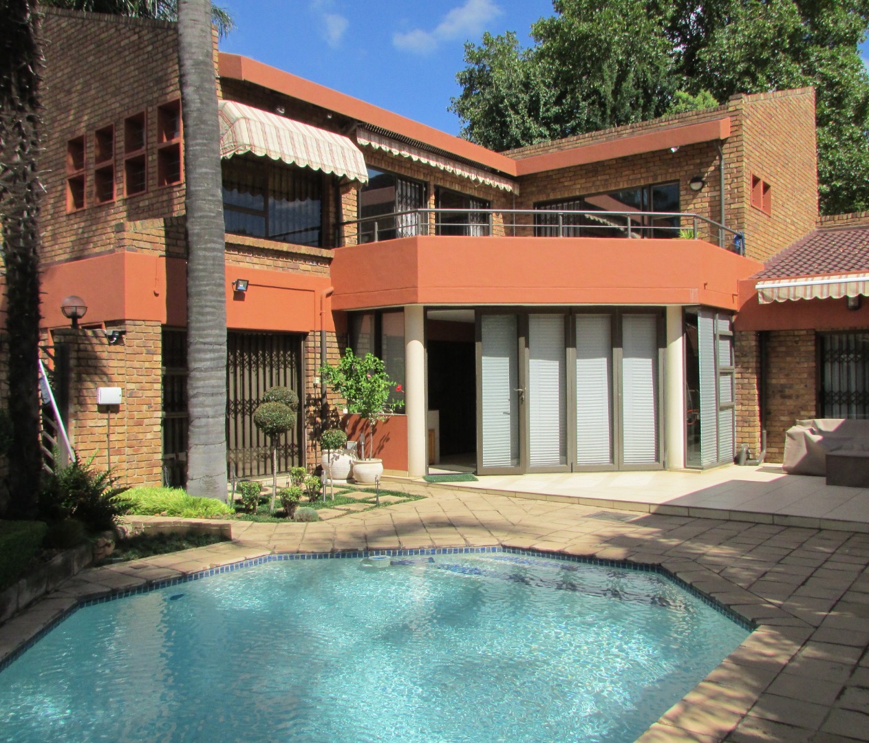 3 Bedroom House For Sale in Lakefield RE/MAX™ of Southern Africa