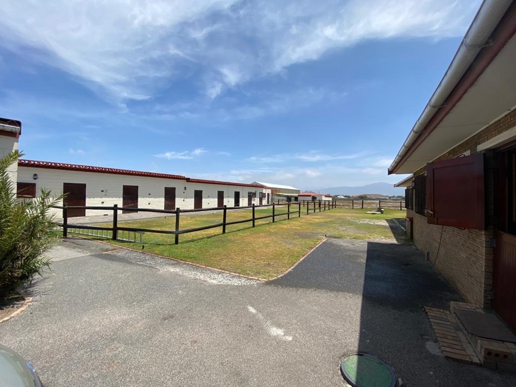 Property and houses for sale in Ottery, Western Cape RE/MAX™