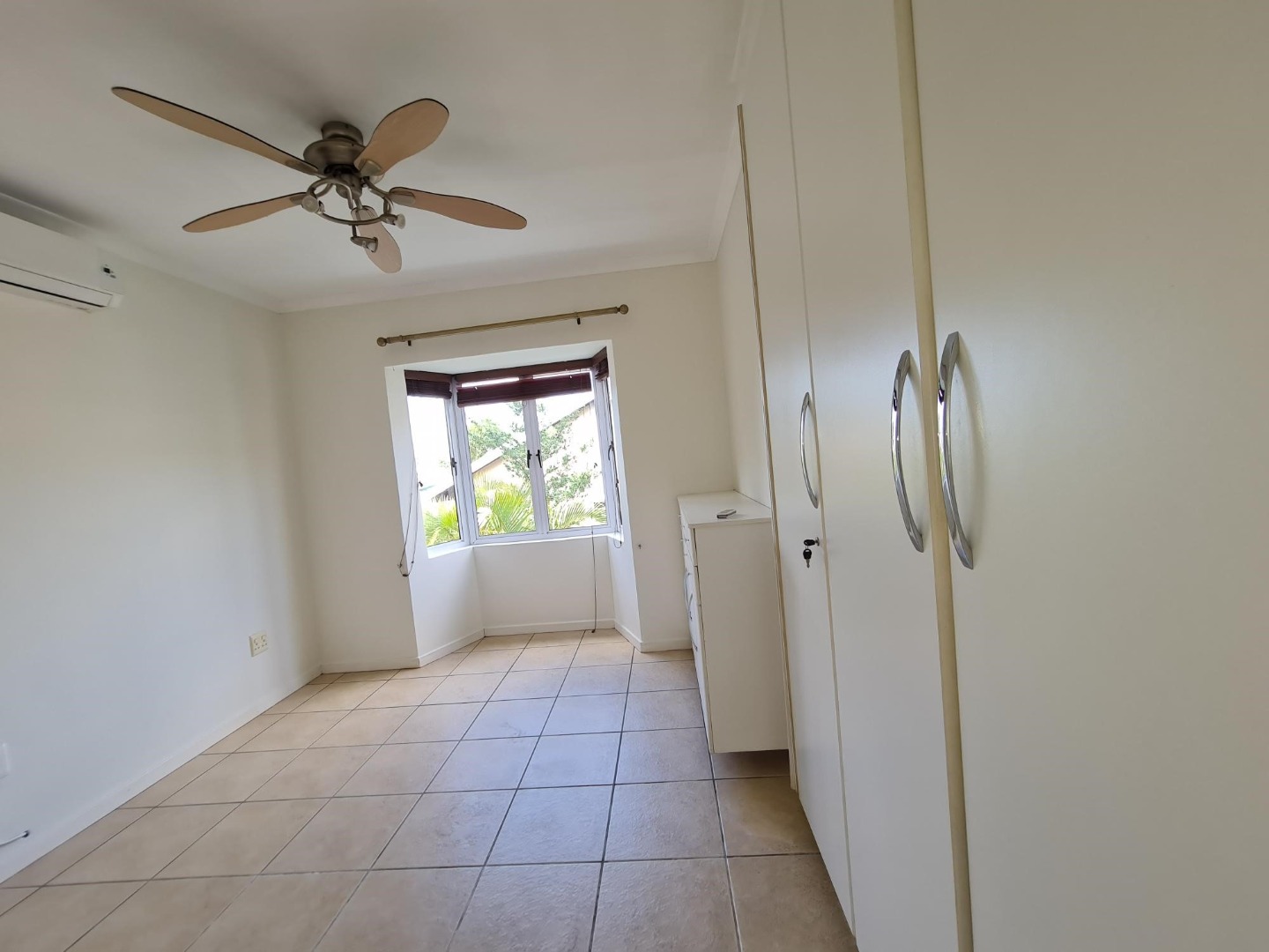 3 Bedroom Townhouse To Rent in Mount RE/MAX™ of Southern Africa