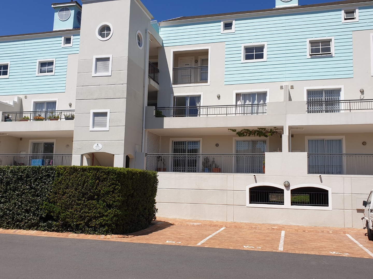 1 Bedroom Apartment / Flat To Rent in Royal Ascot RE/MAX™ of Southern
