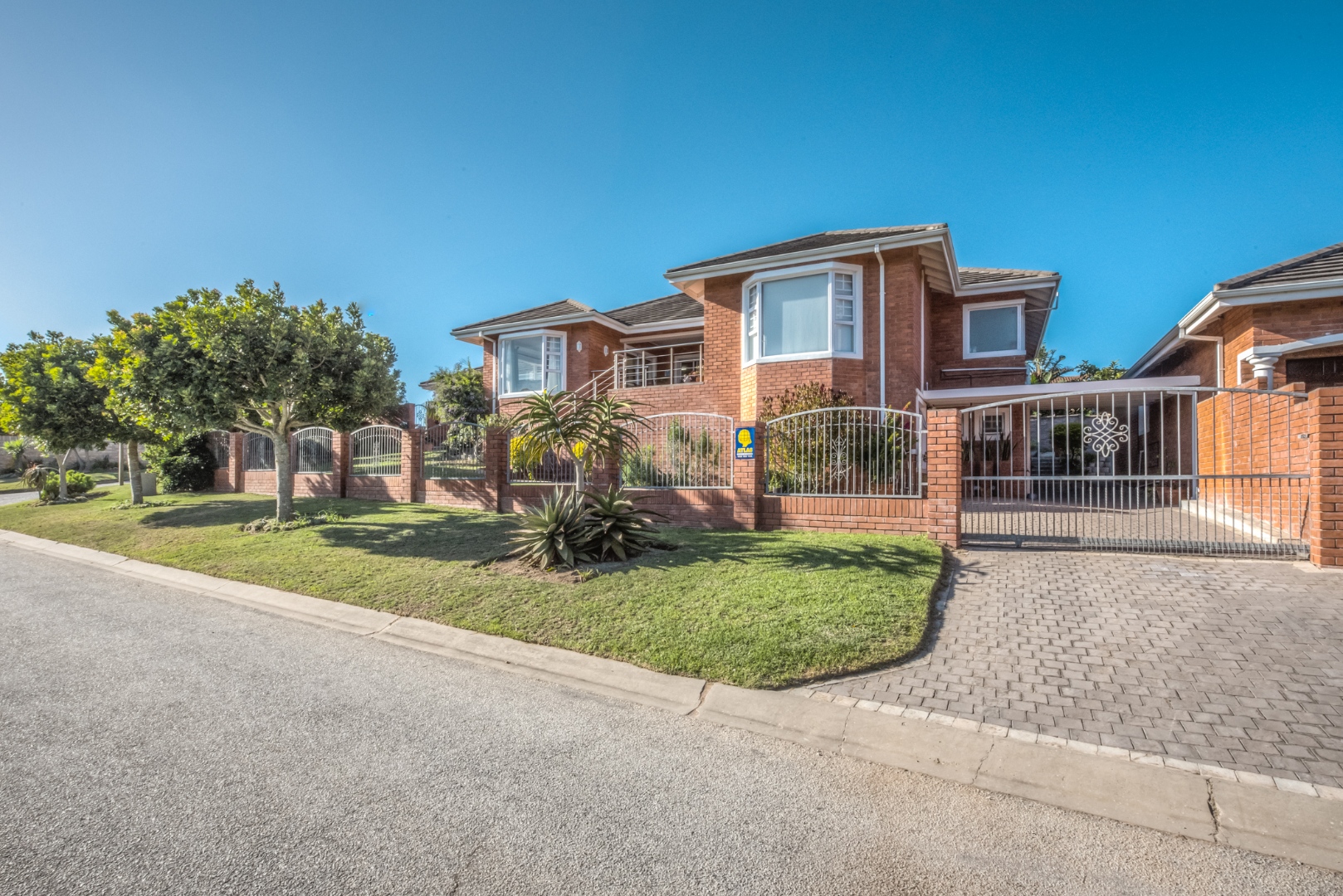 Property for sale in Lovemore Heights RE/MAX™ of Southern Africa