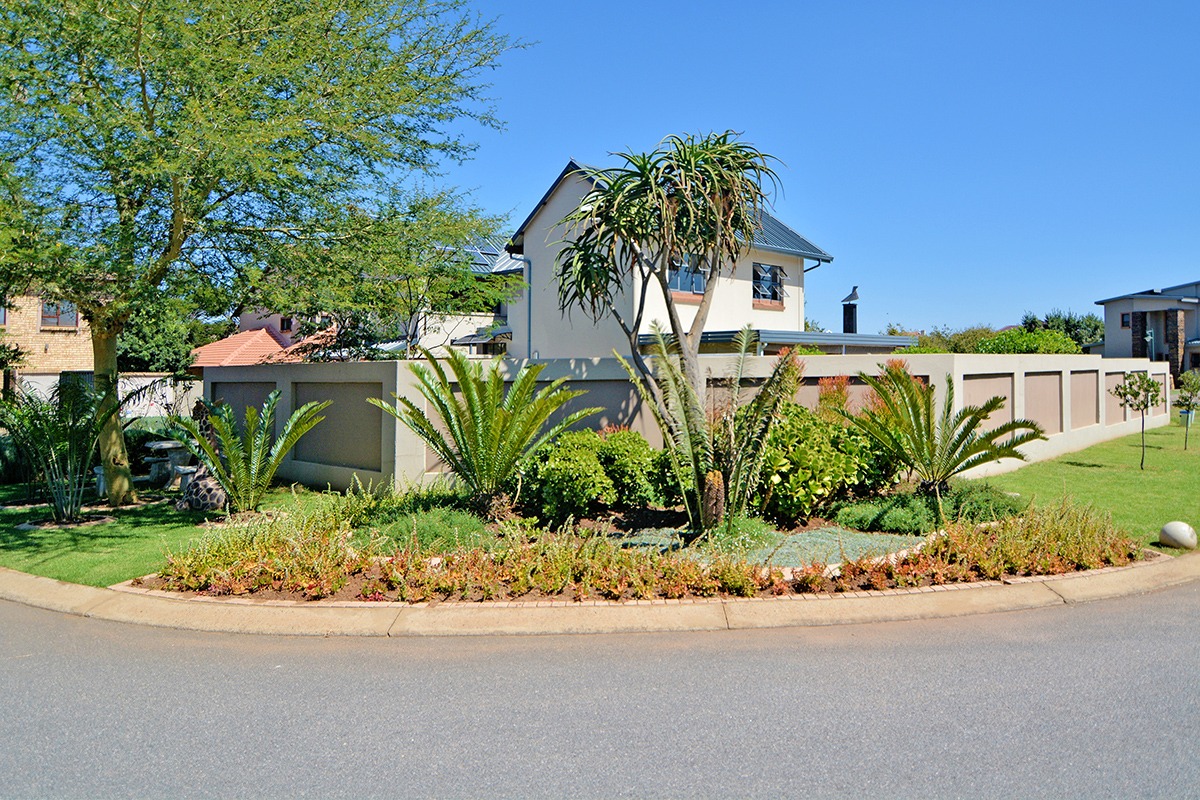 Property and houses for sale in Glen Eagle Estate, Kempton Park RE