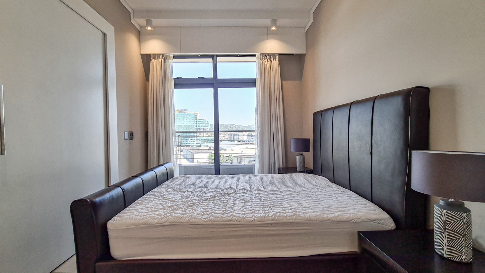 1 Bedroom Apartment / Flat To Rent in Menlyn | RE/MAX™ of Southern Africa