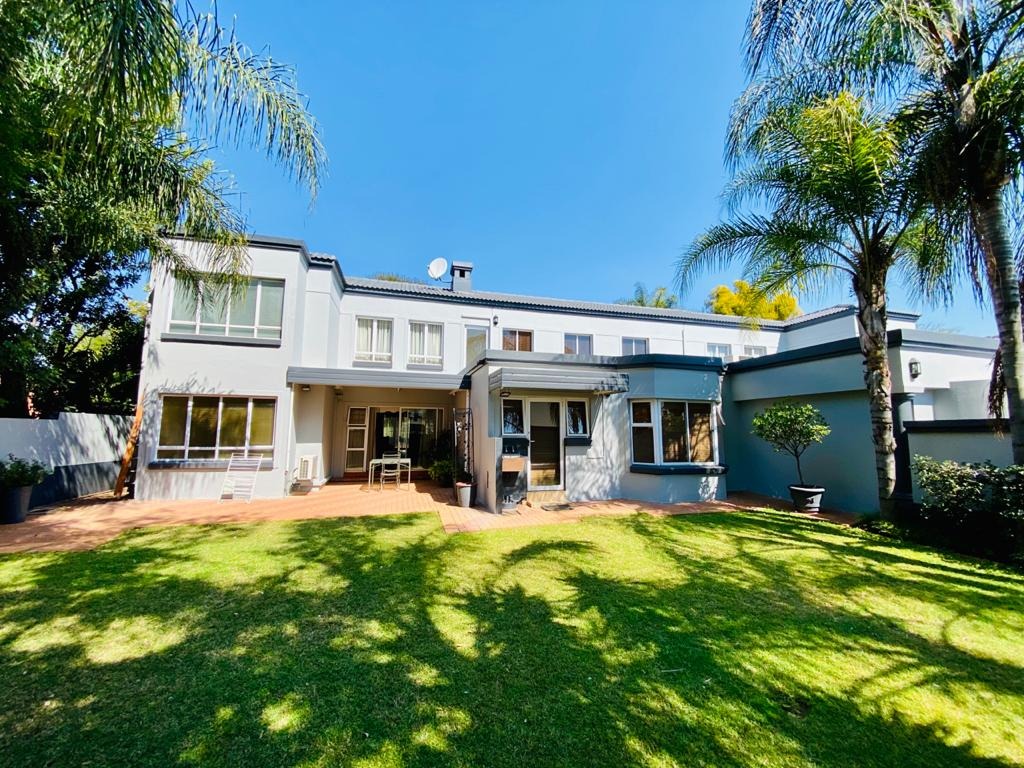 Property and houses for sale in Silver Lakes Golf Estate, Pretoria RE