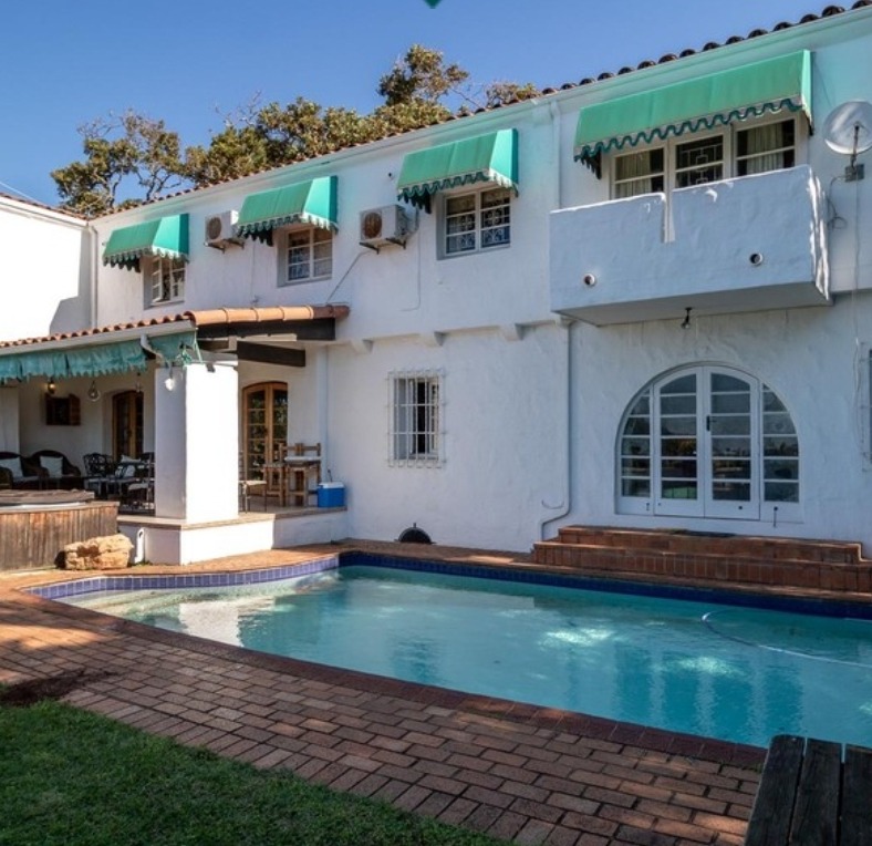 4 Bedroom House For Sale in Glenwood RE/MAX™ of Southern Africa
