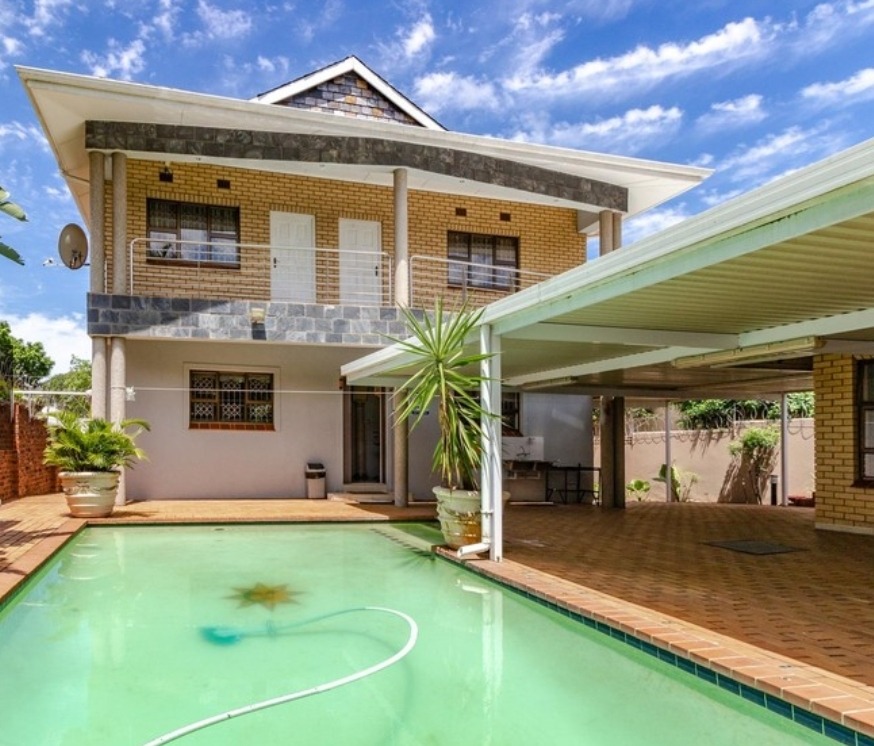 5 Bedroom House For Sale in Musgrave RE/MAX™ of Southern Africa