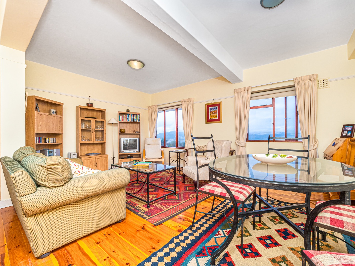 2 Bedroom Apartment / Flat For Sale in Simons Town Central RE/MAX™ of