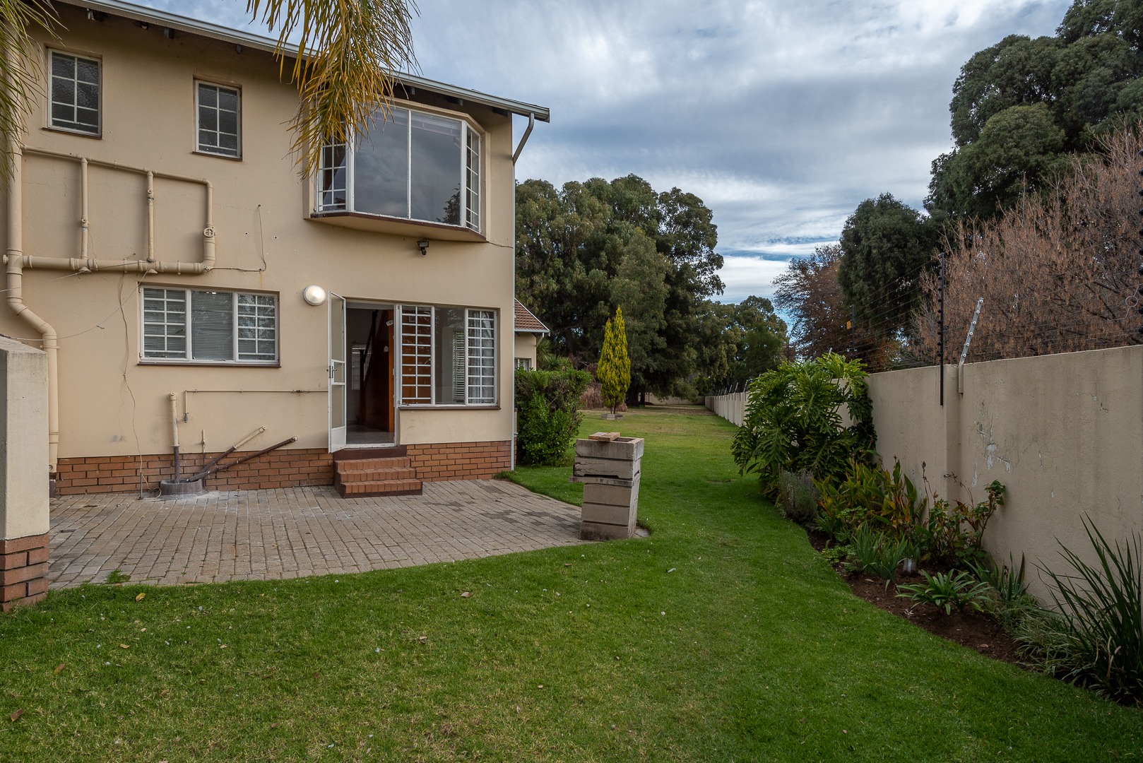1.5 Bedroom Townhouse For Sale in Ormonde RE/MAX™ of Southern Africa
