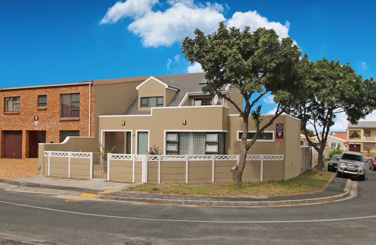 Property for sale in Rylands RE/MAX™ of Southern Africa