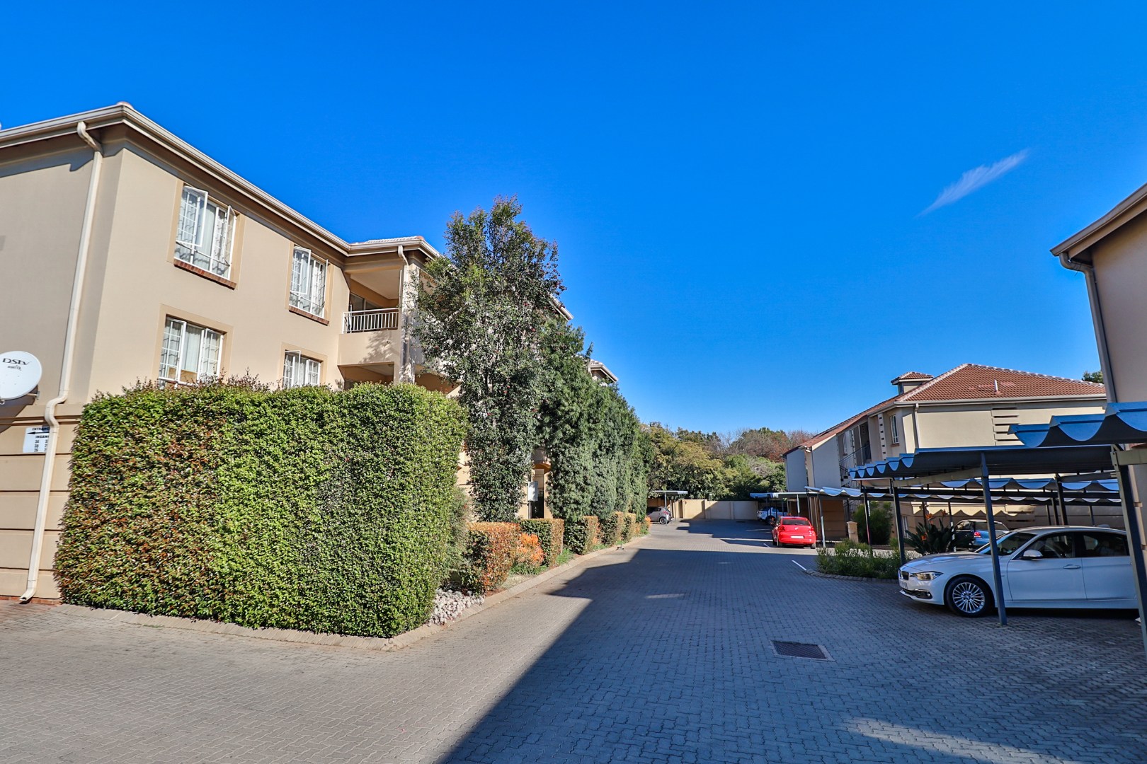 2 Bedroom Apartment / Flat For Sale in Ferndale RE/MAX™ of Southern