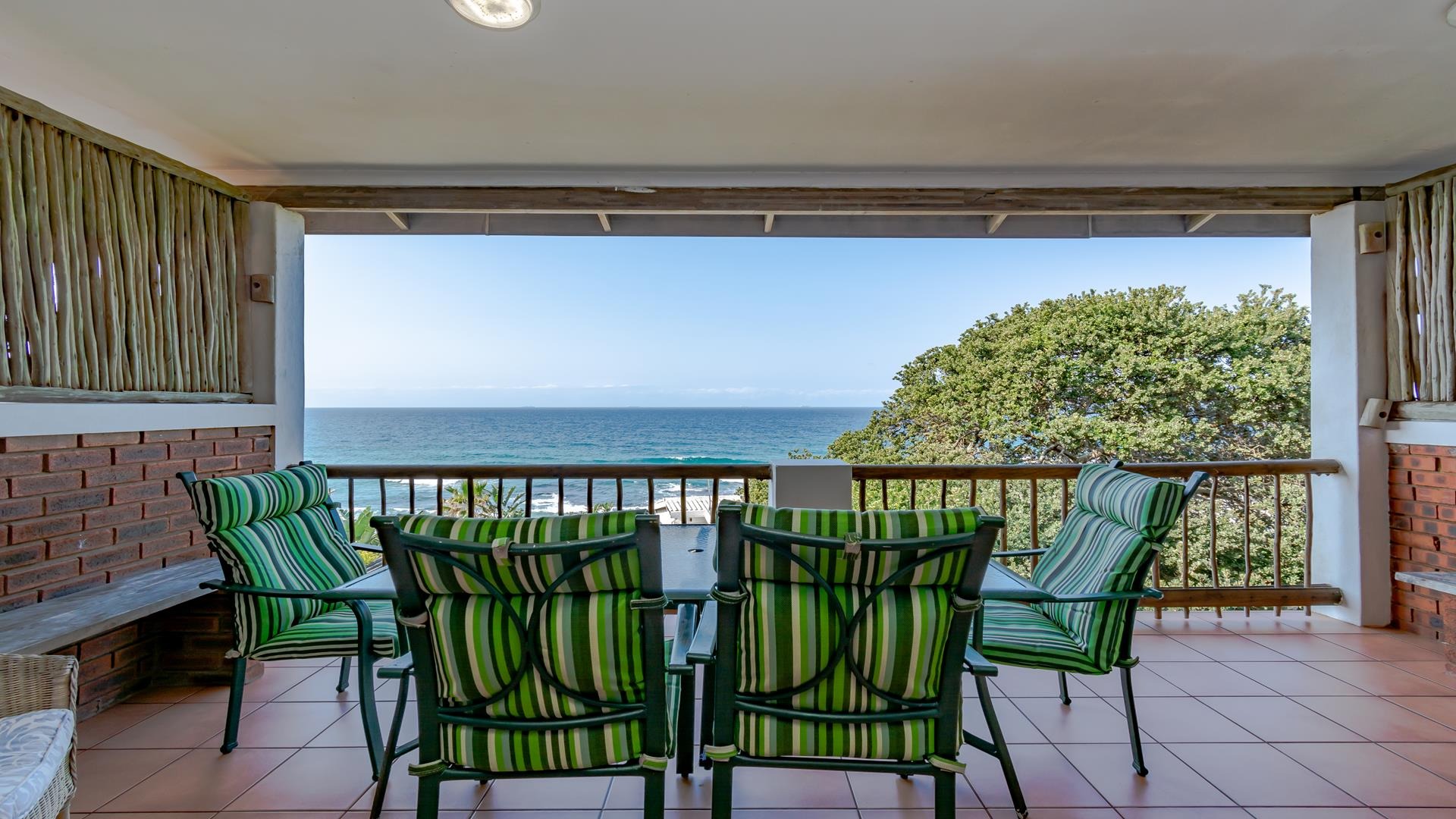 7 Bedroom House For Sale in Umdloti Beach RE/MAX™ of Southern Africa