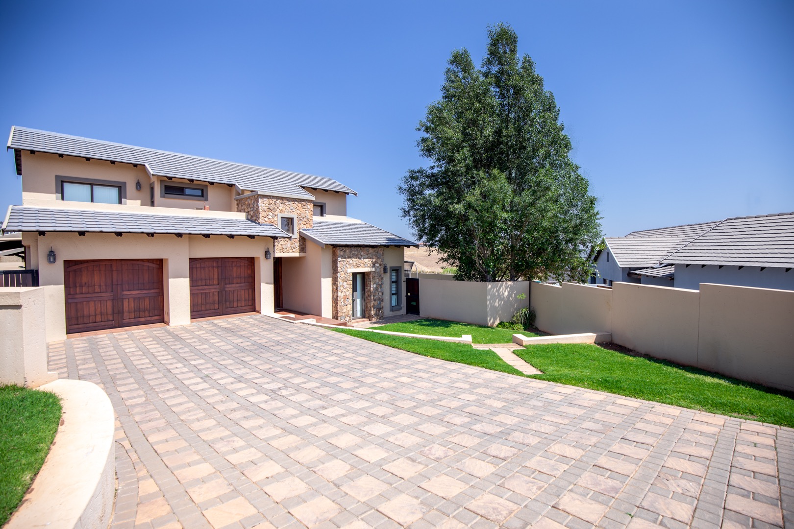 4 Bedroom House For Sale in The Hills Game Reserve Estate RE/MAX™ of