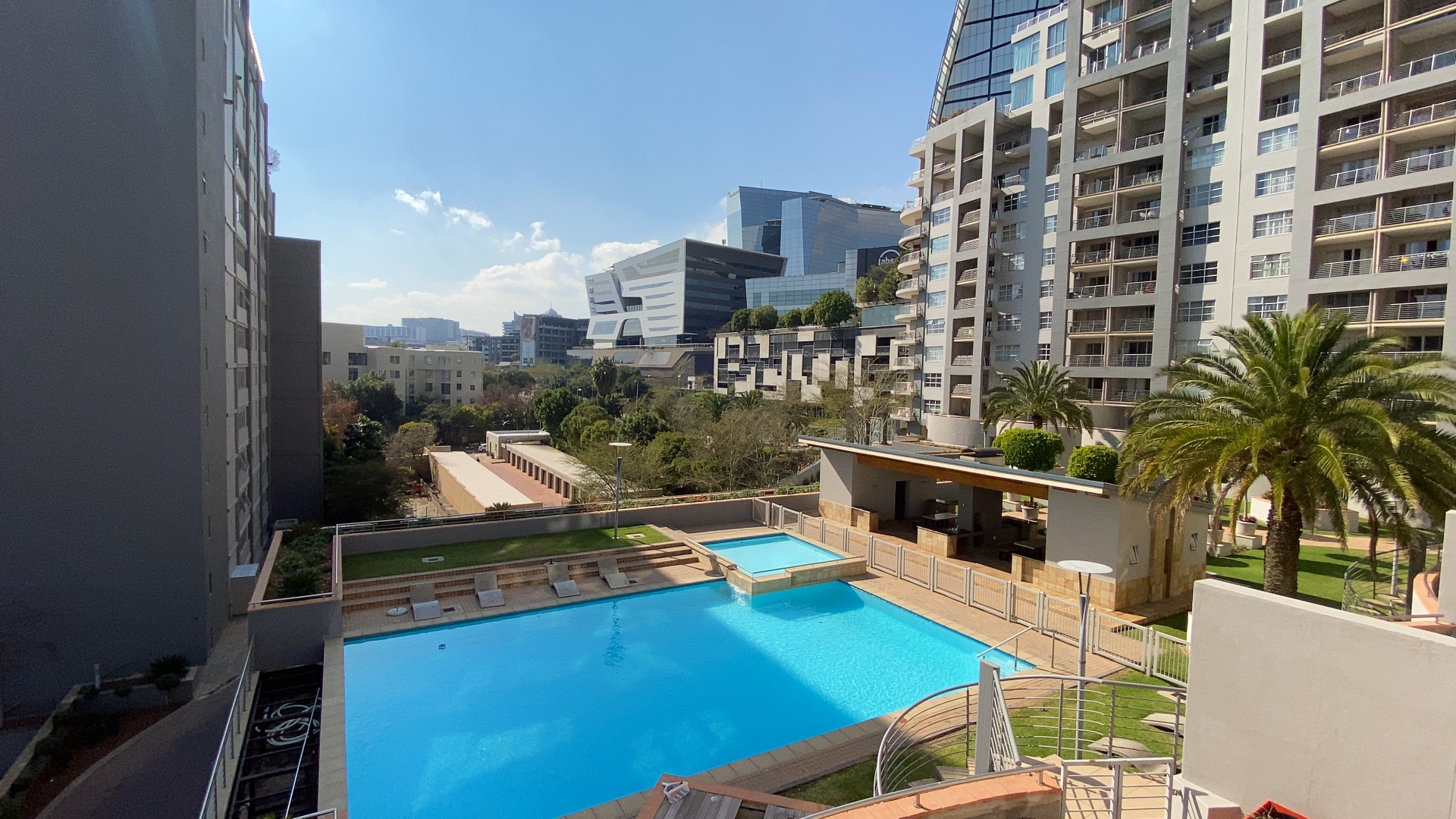 Property and houses for sale in Sandhurst, Sandton RE/MAX™
