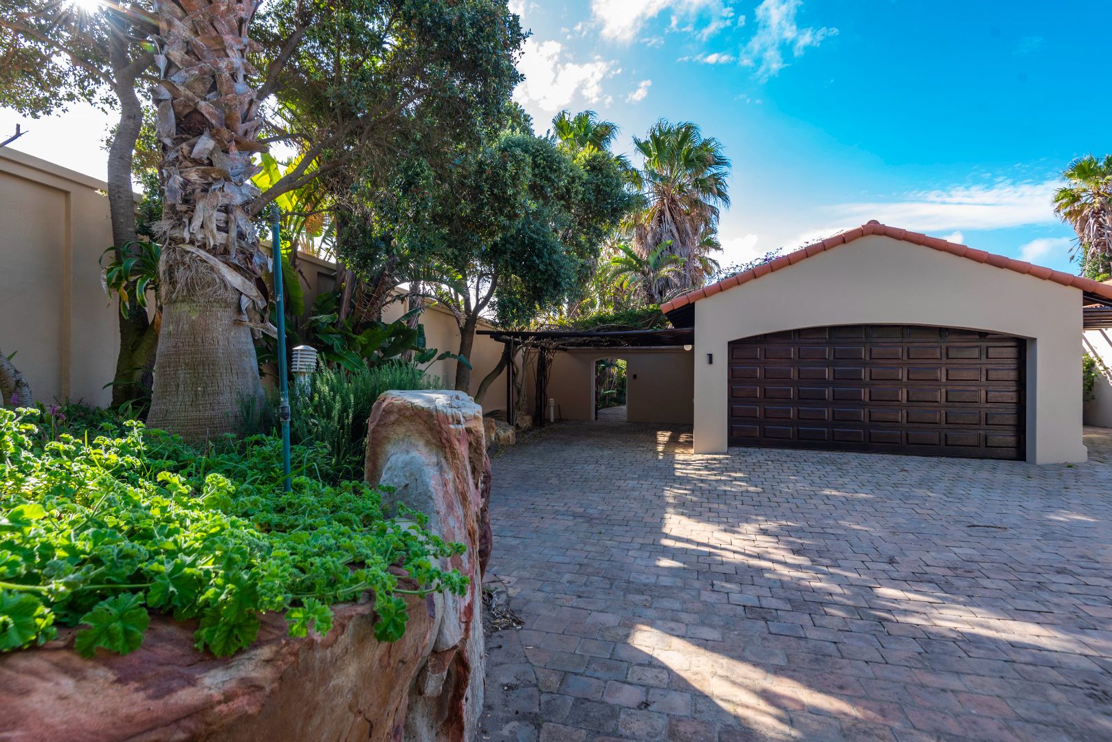 3 Bedroom House For Sale in St Francis On Sea Phase I I RE/MAX™ of